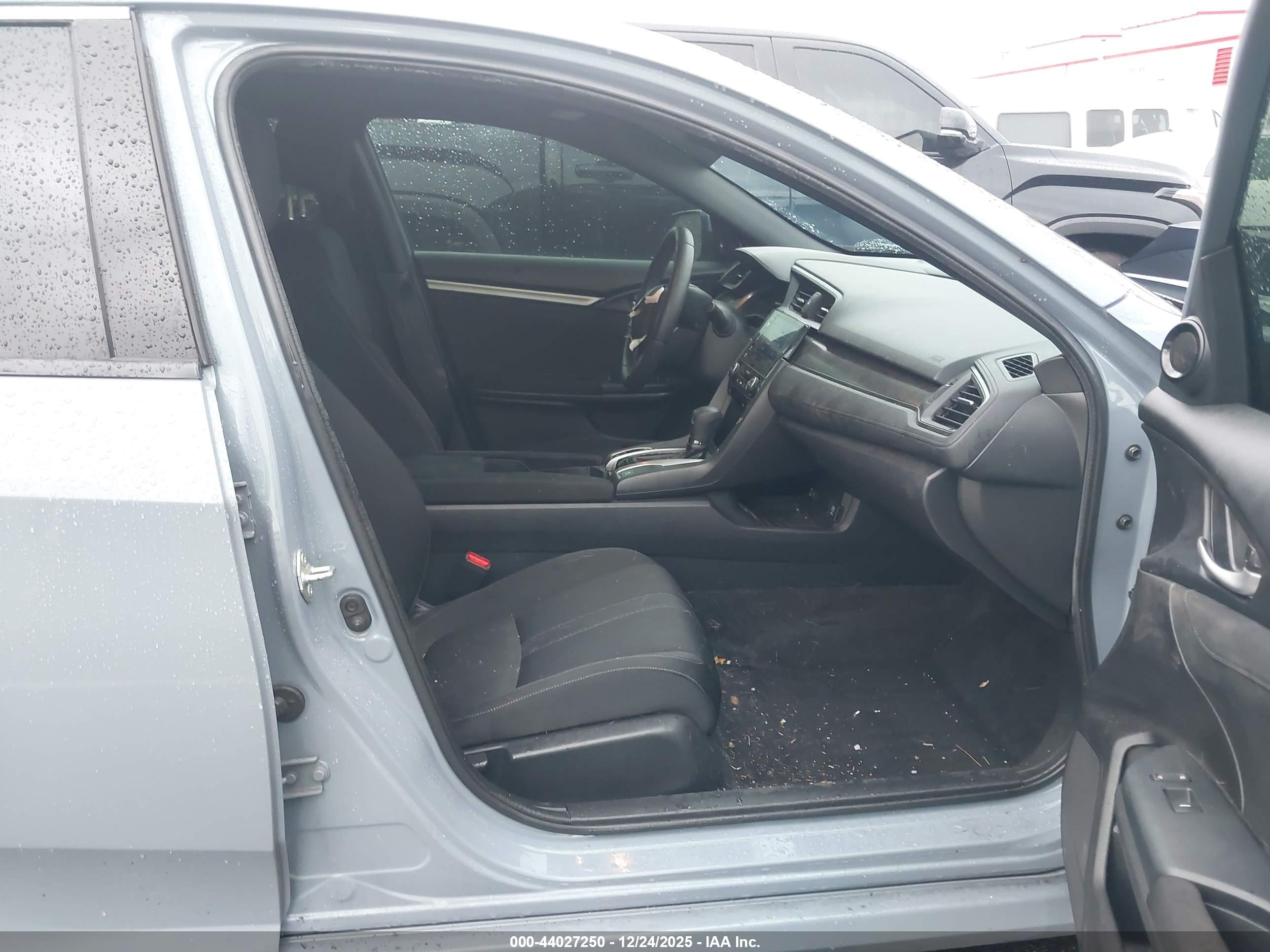 HONDA CIVIC image 5