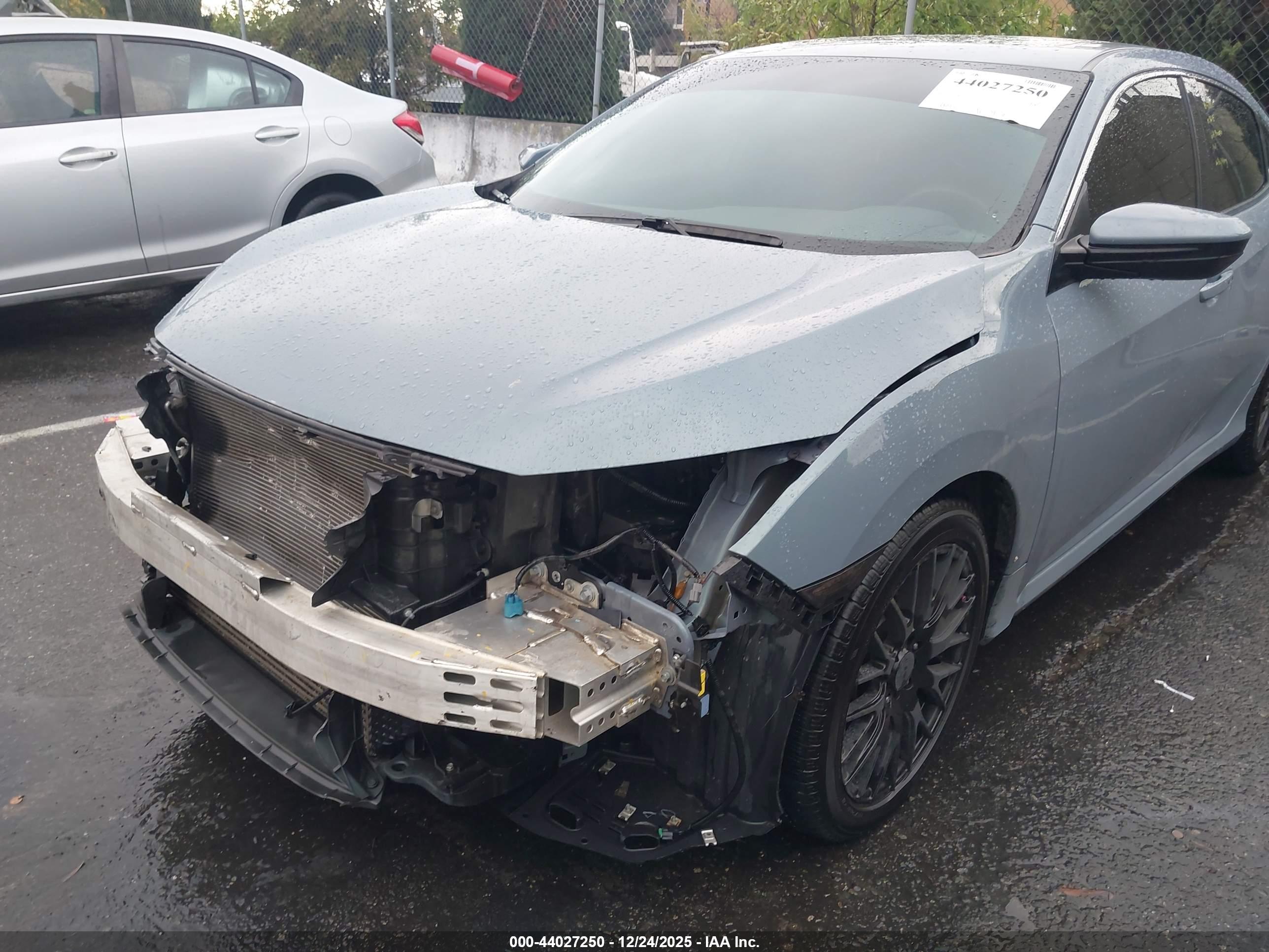 HONDA CIVIC image 6