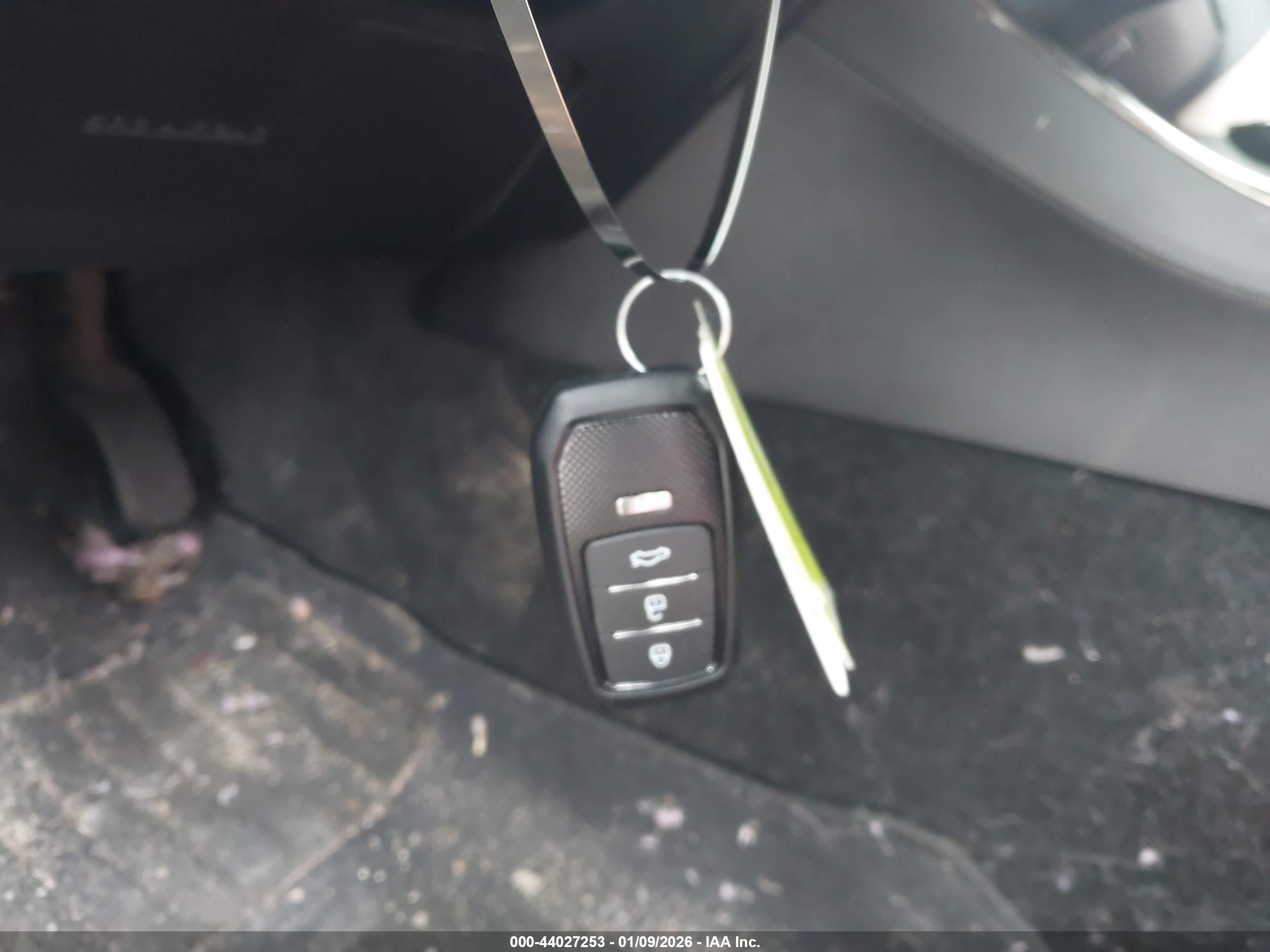 TOYOTA AVALON image 11