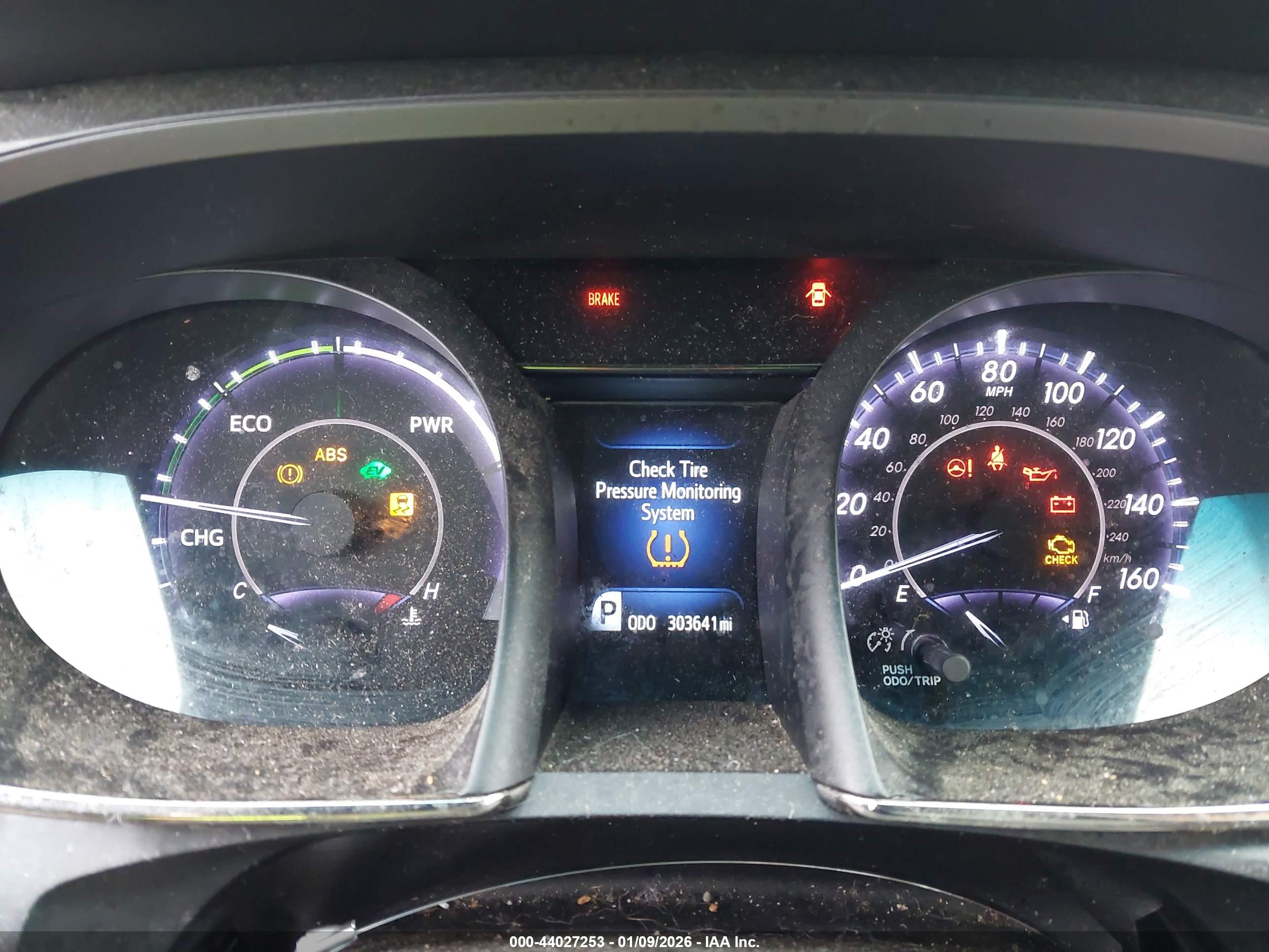 TOYOTA AVALON image 7
