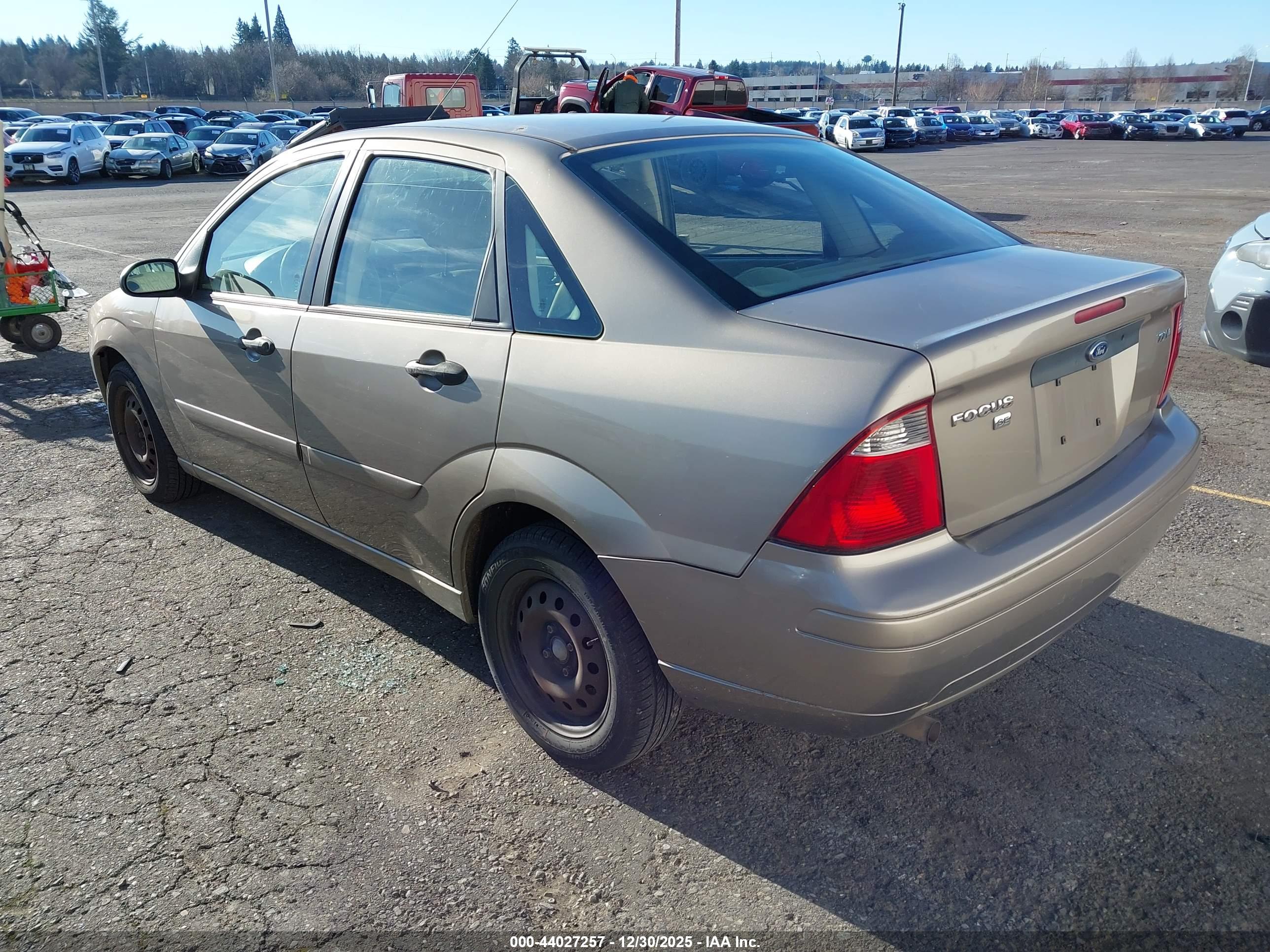 FORD FOCUS image 3