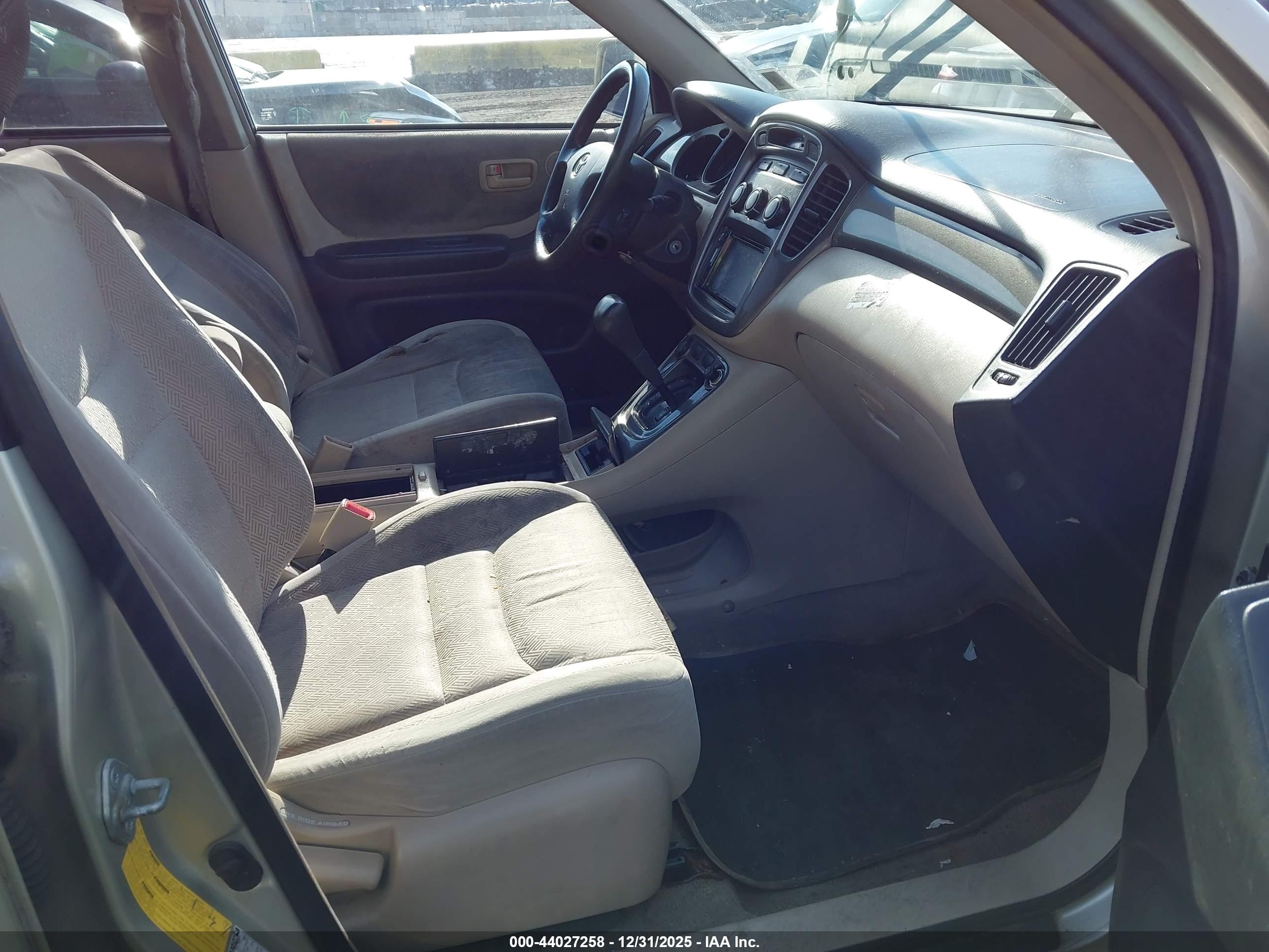 TOYOTA HIGHLANDER image 5