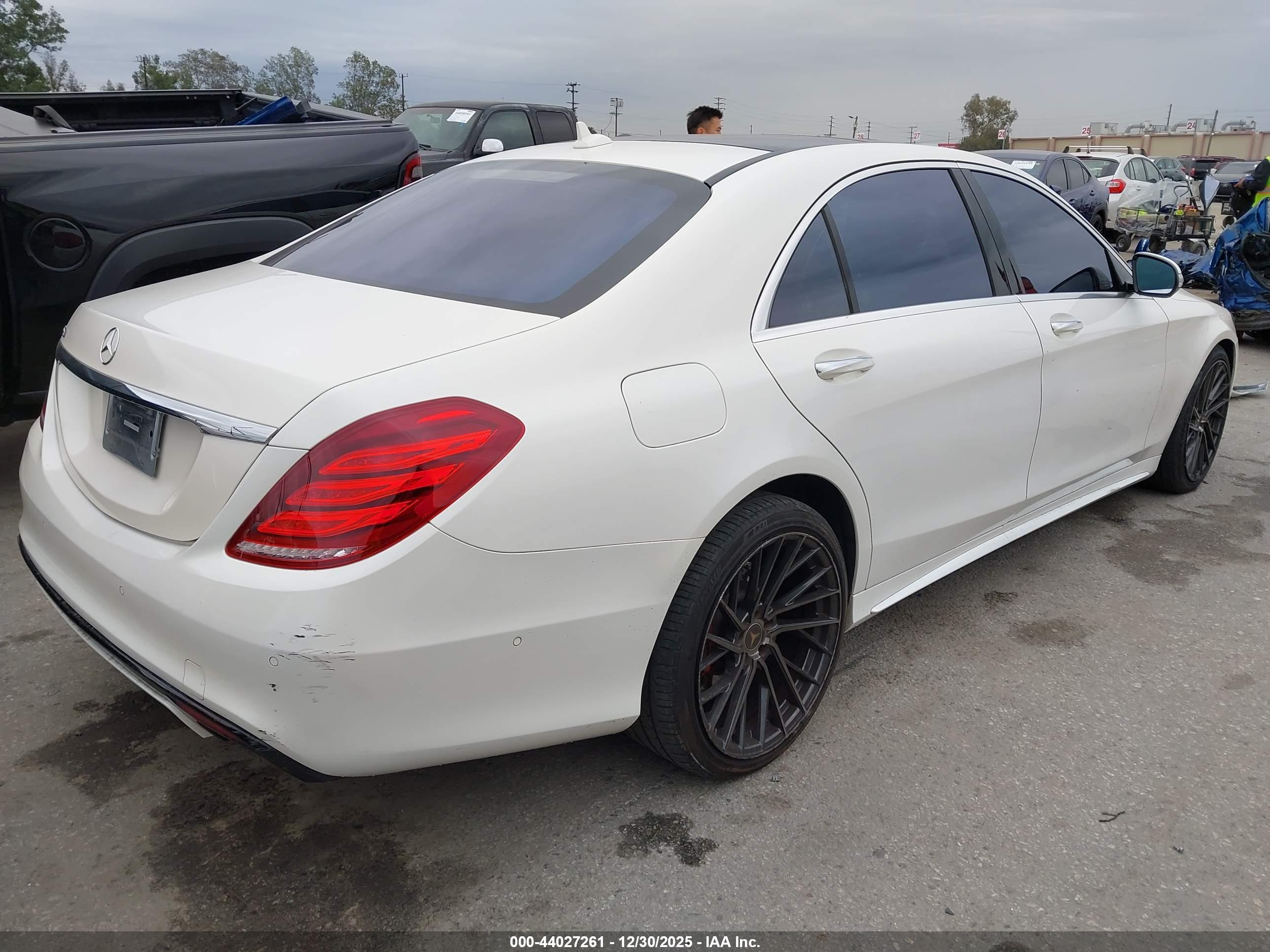 MERCEDES-BENZ S image 4