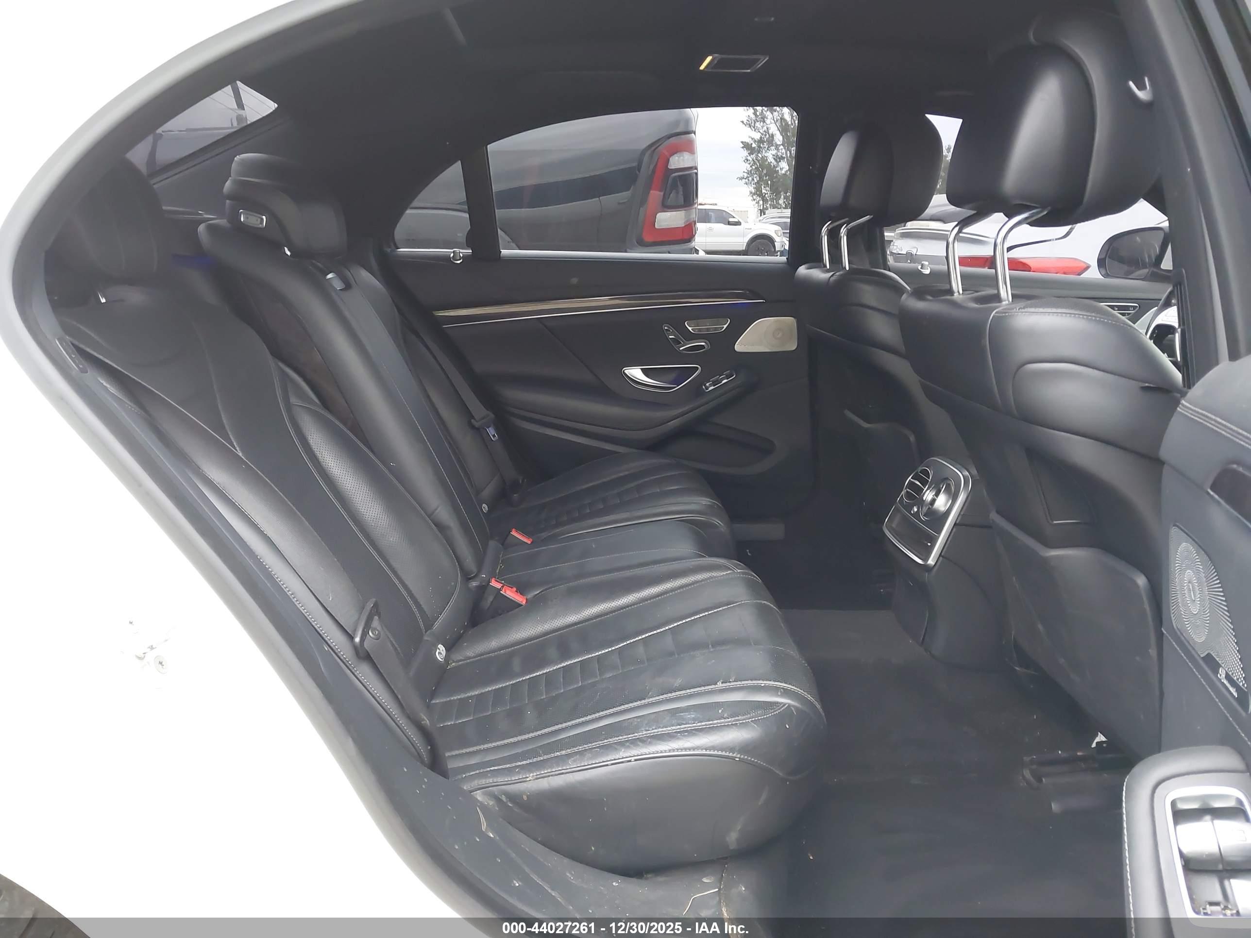 MERCEDES-BENZ S image 8