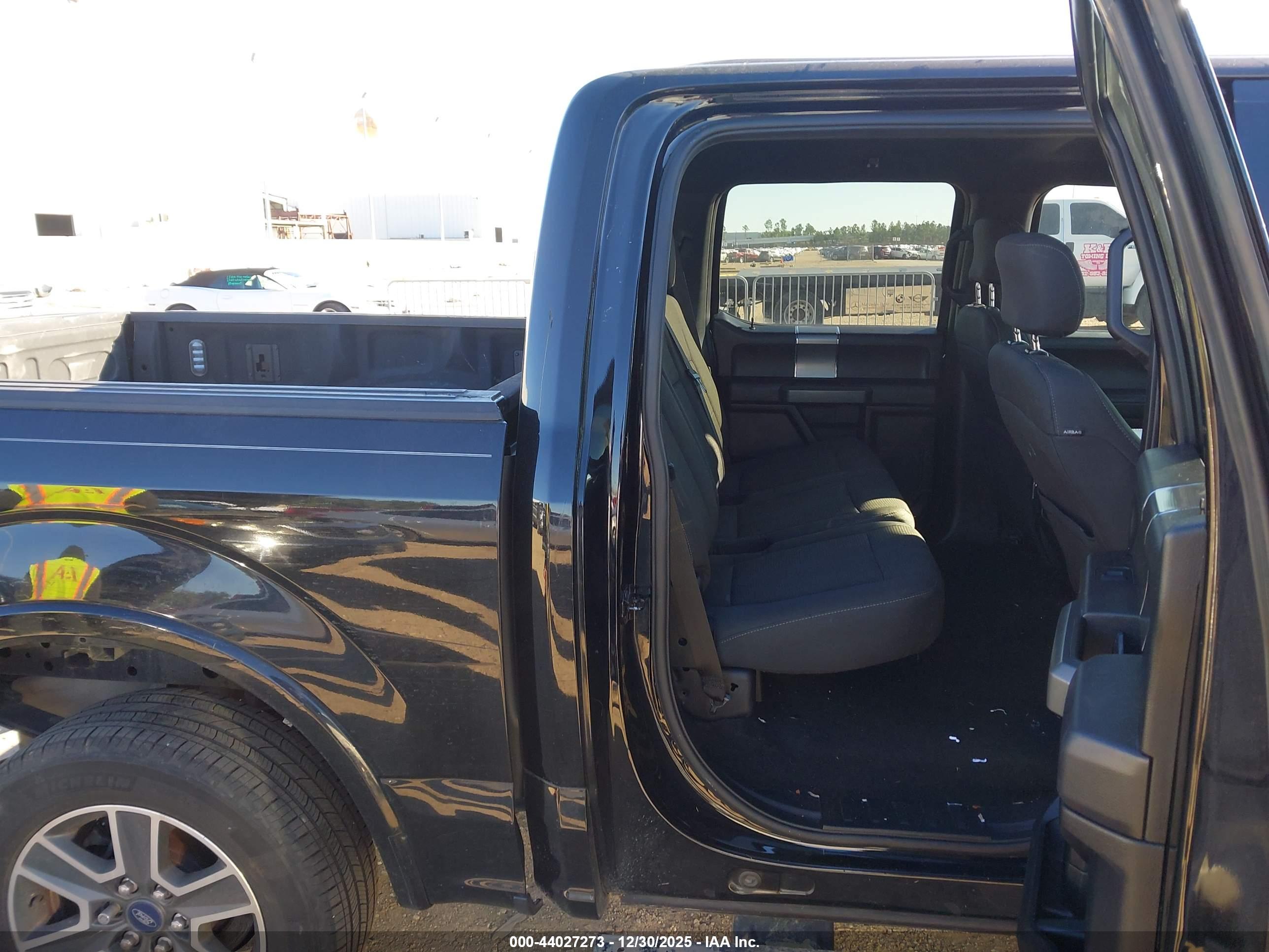 FORD F-150 image 8