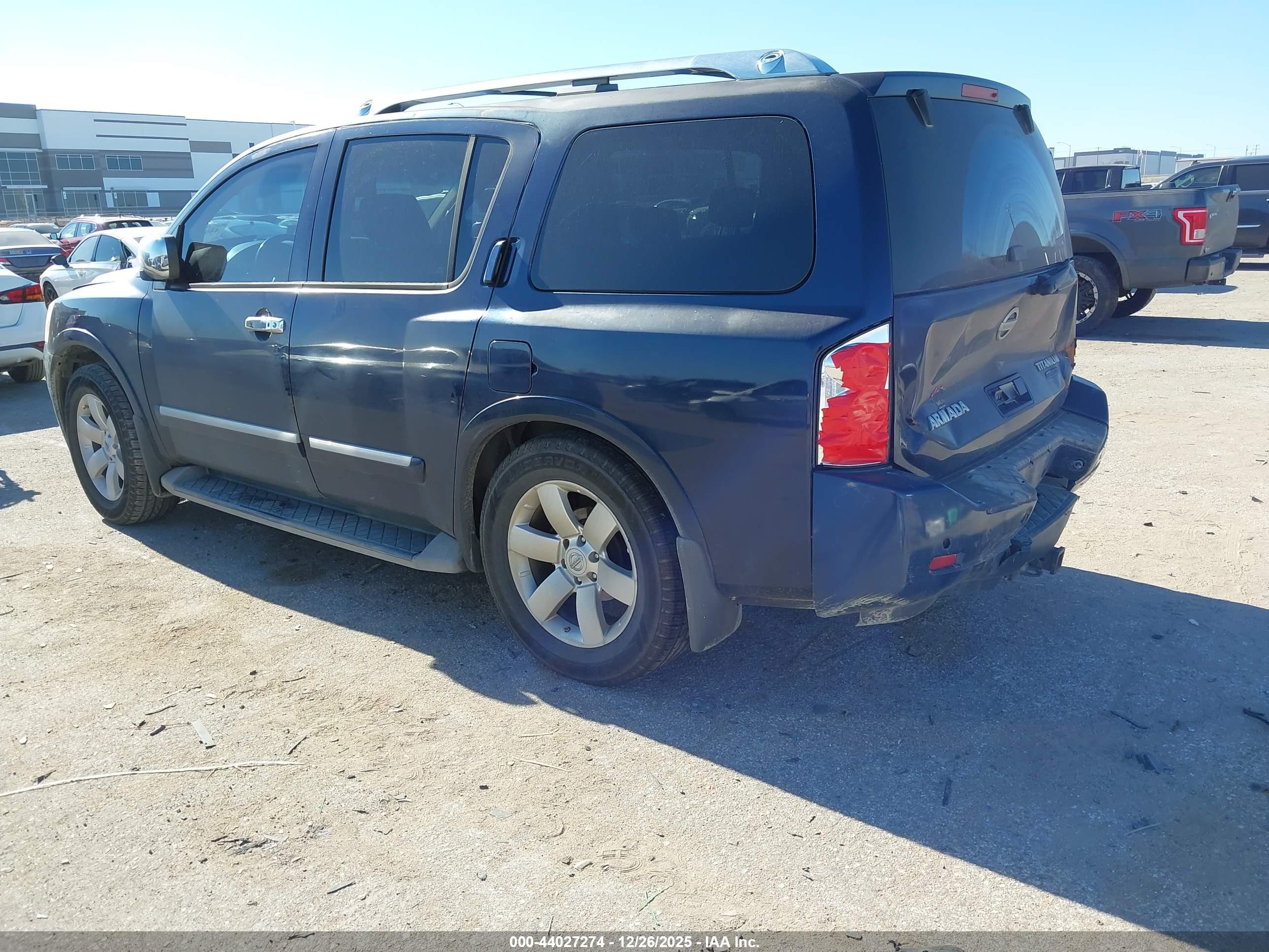 NISSAN ARMADA image 3