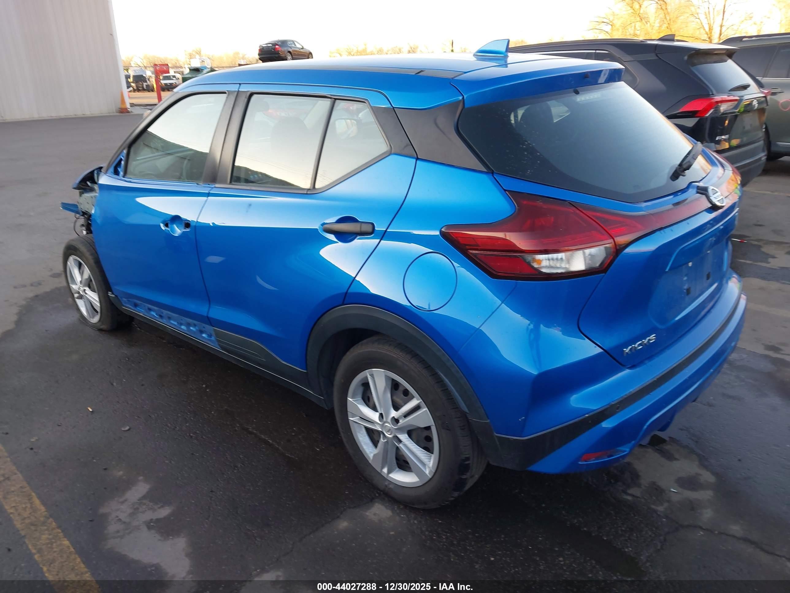 NISSAN KICKS image 3