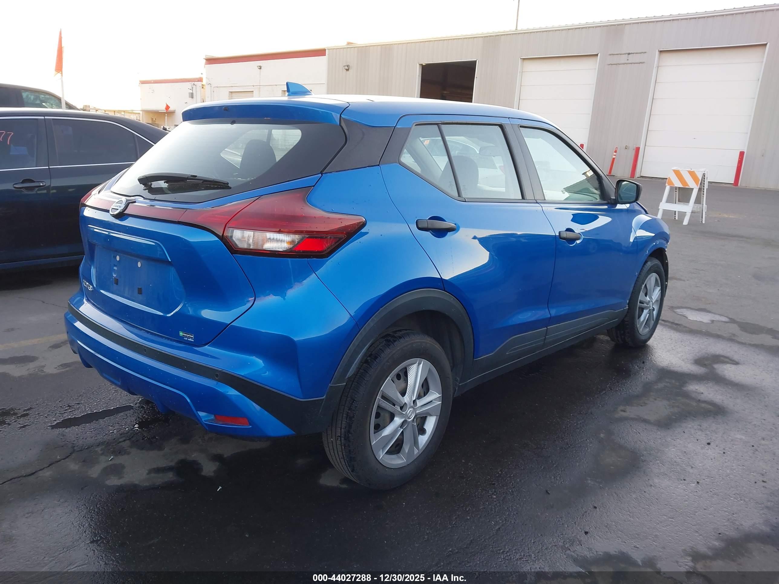 NISSAN KICKS image 4