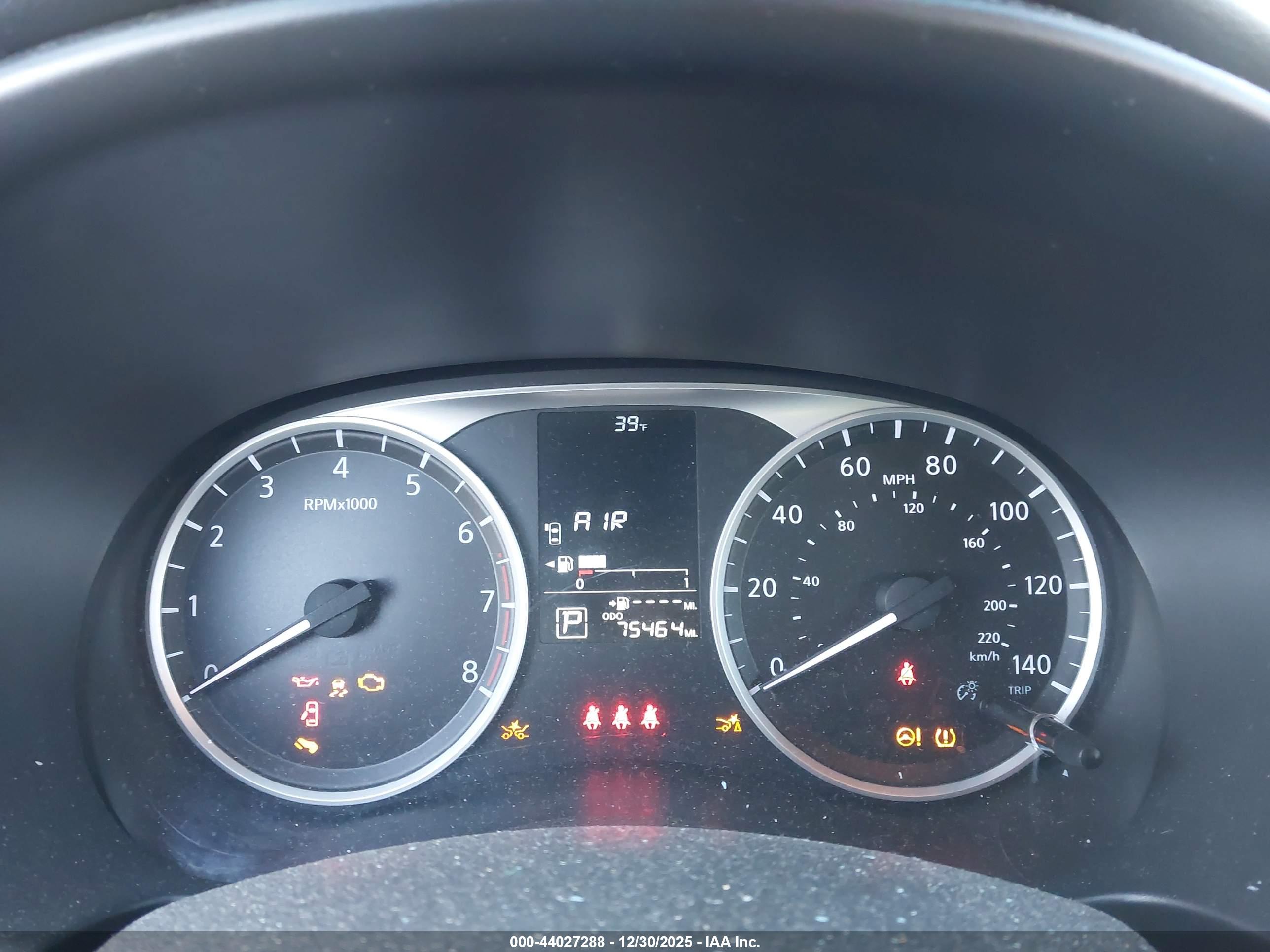 NISSAN KICKS image 7