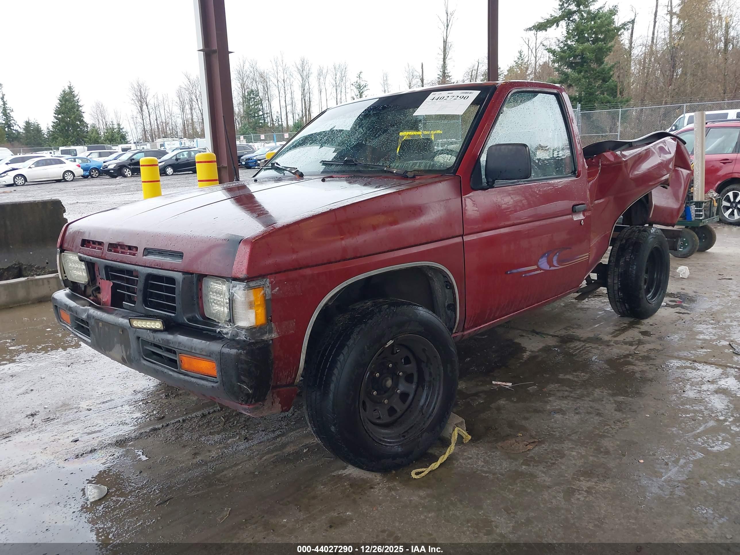 NISSAN TRUCK image 2