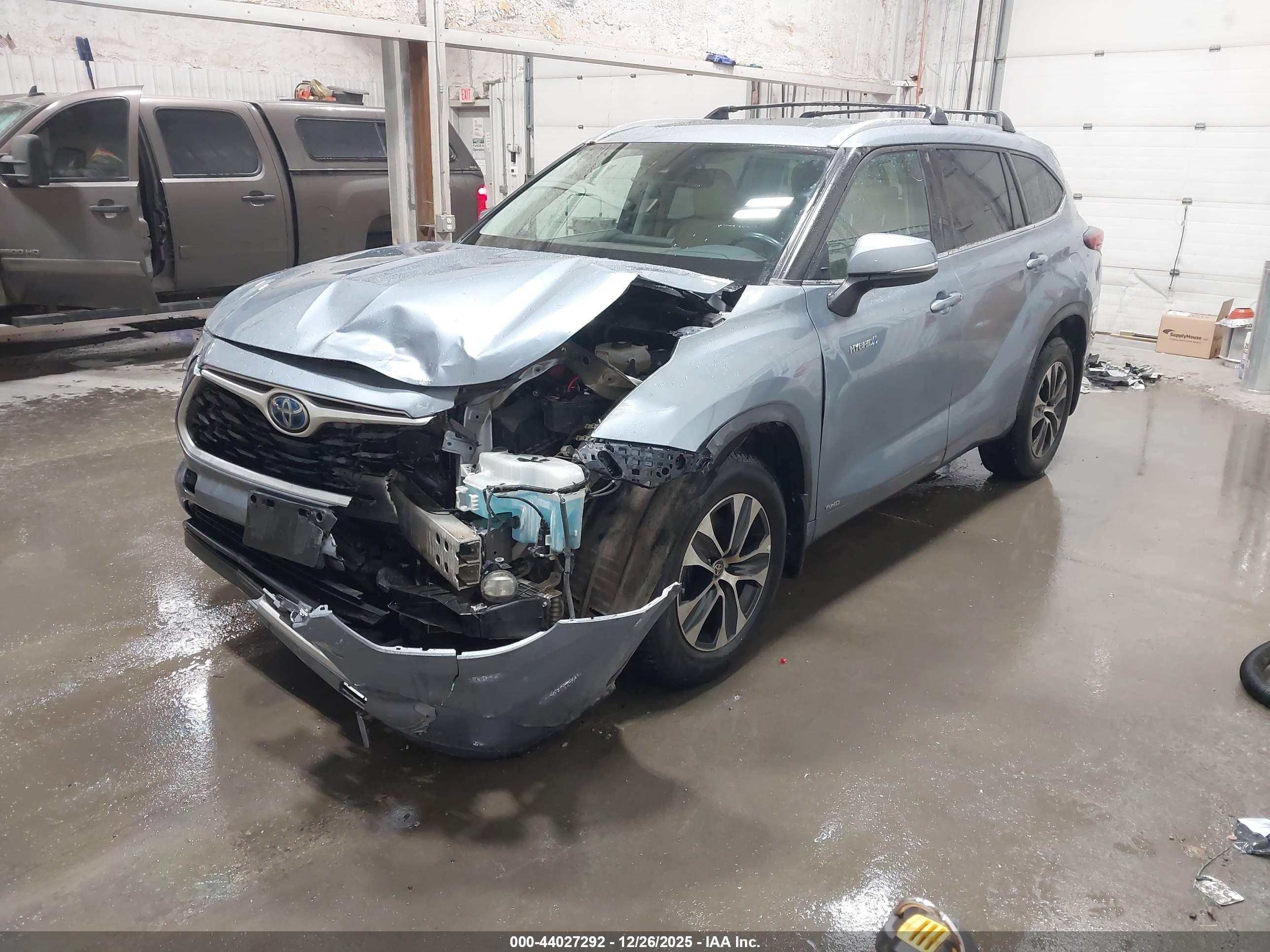 TOYOTA HIGHLANDER image 2