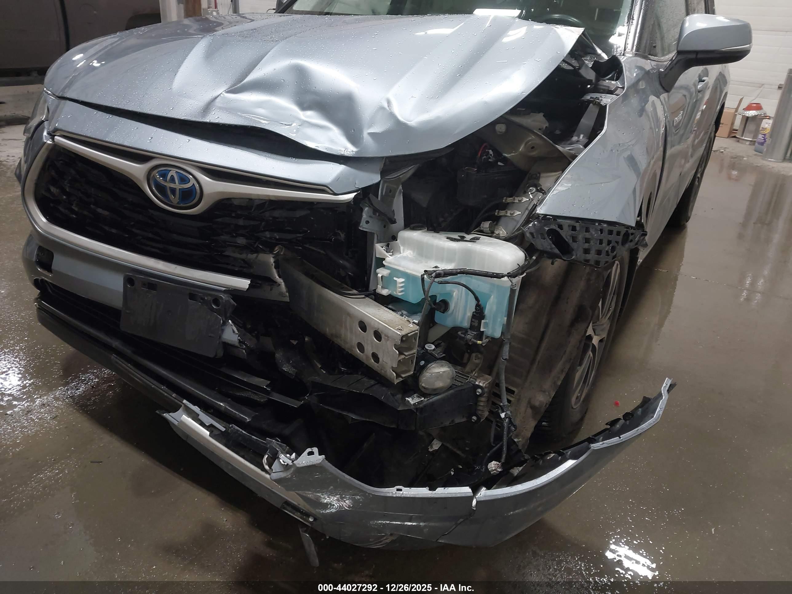 TOYOTA HIGHLANDER image 6