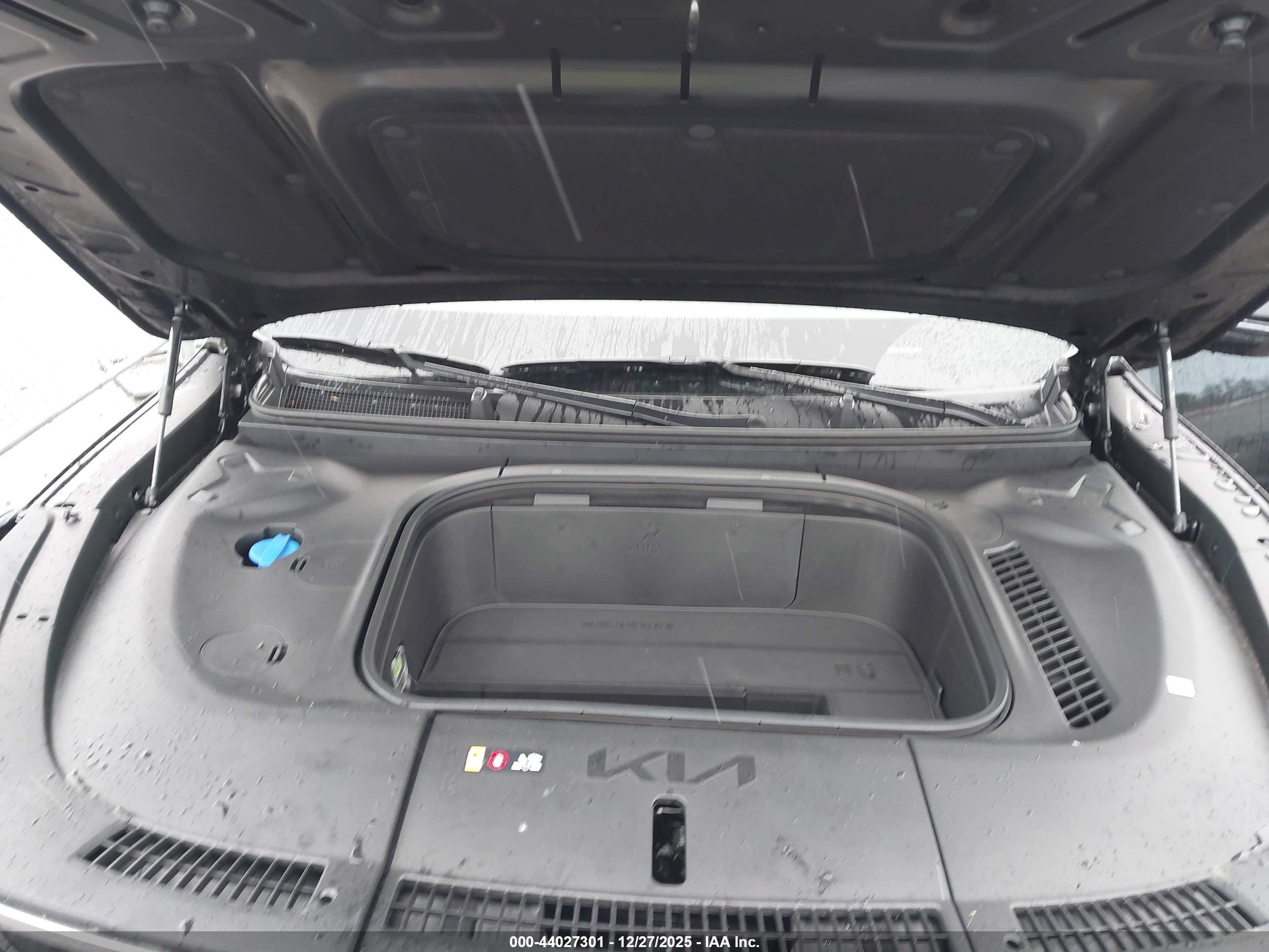 KIA EV9 image 10