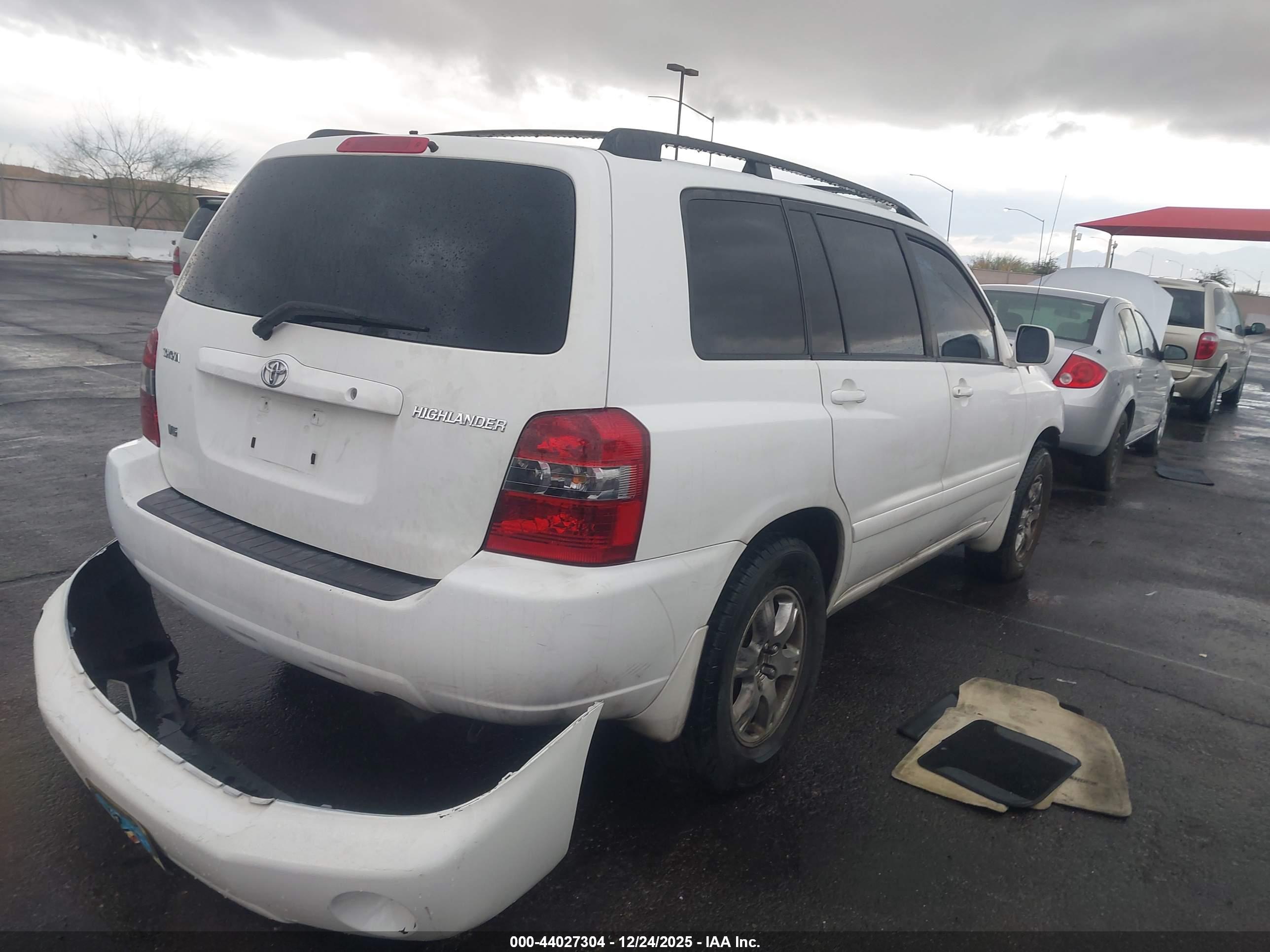 TOYOTA HIGHLANDER image 4