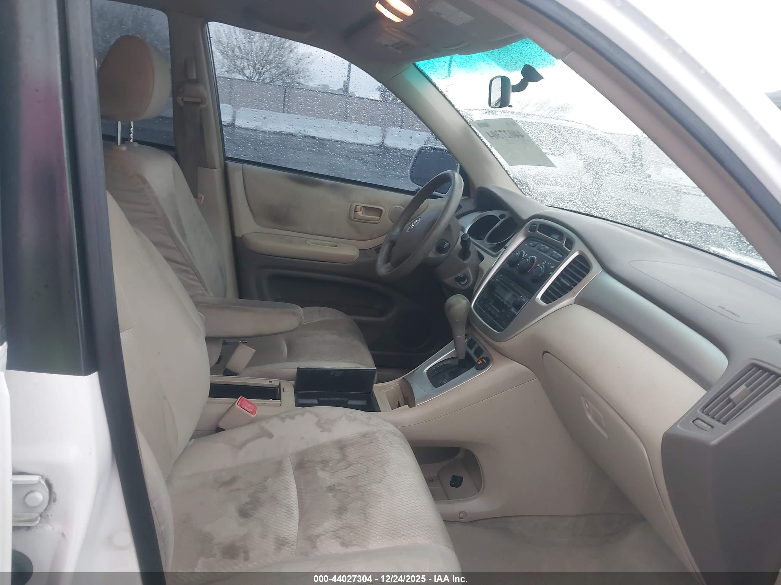 TOYOTA HIGHLANDER image 5