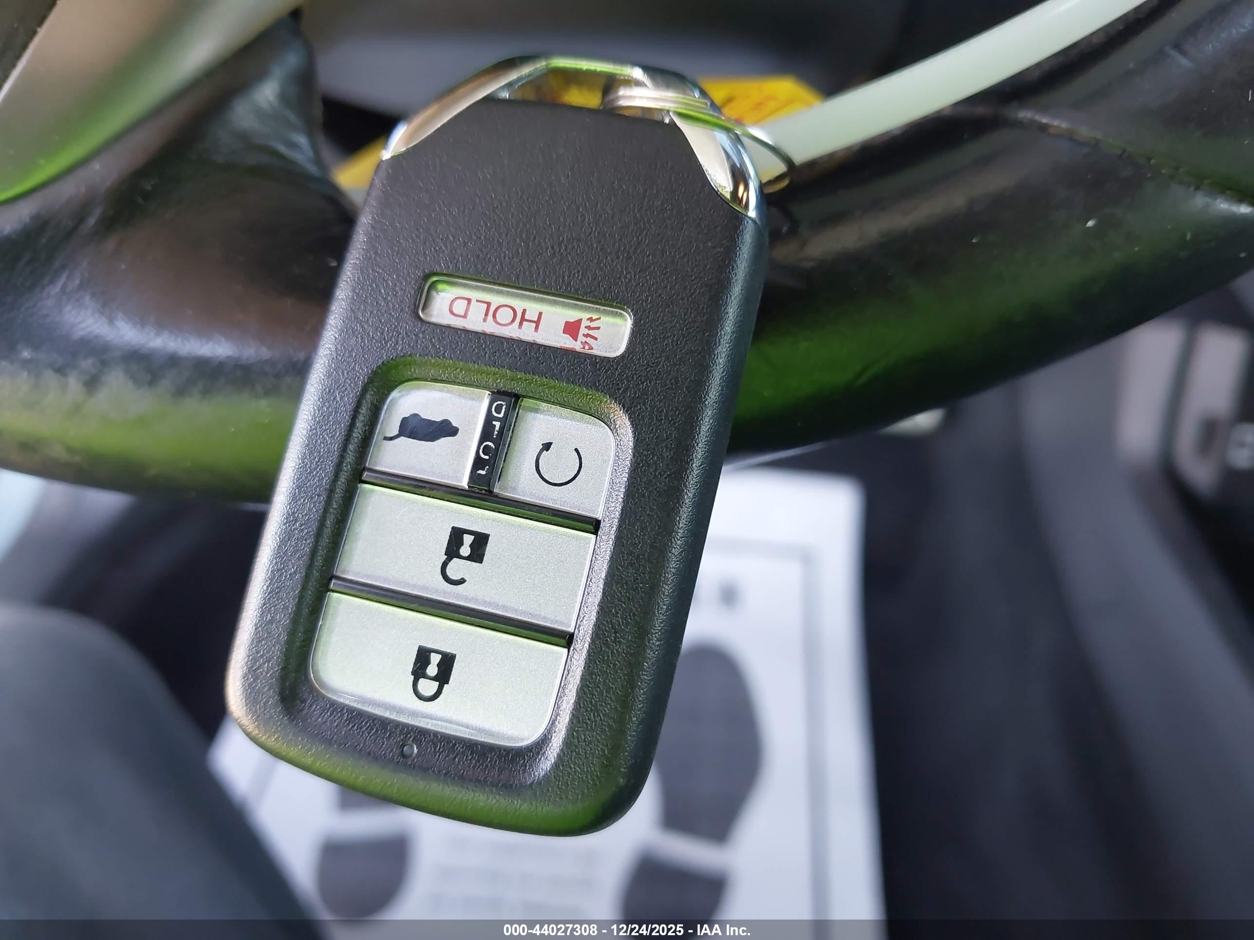 HONDA CIVIC image 11
