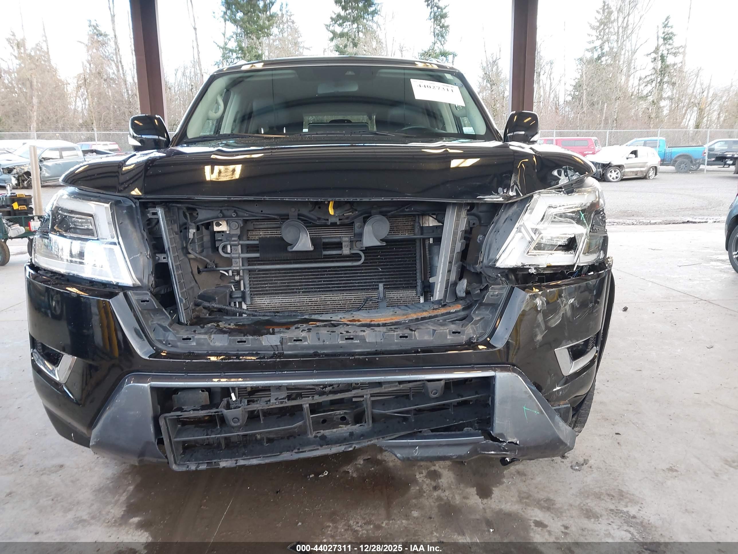 NISSAN ARMADA image 6