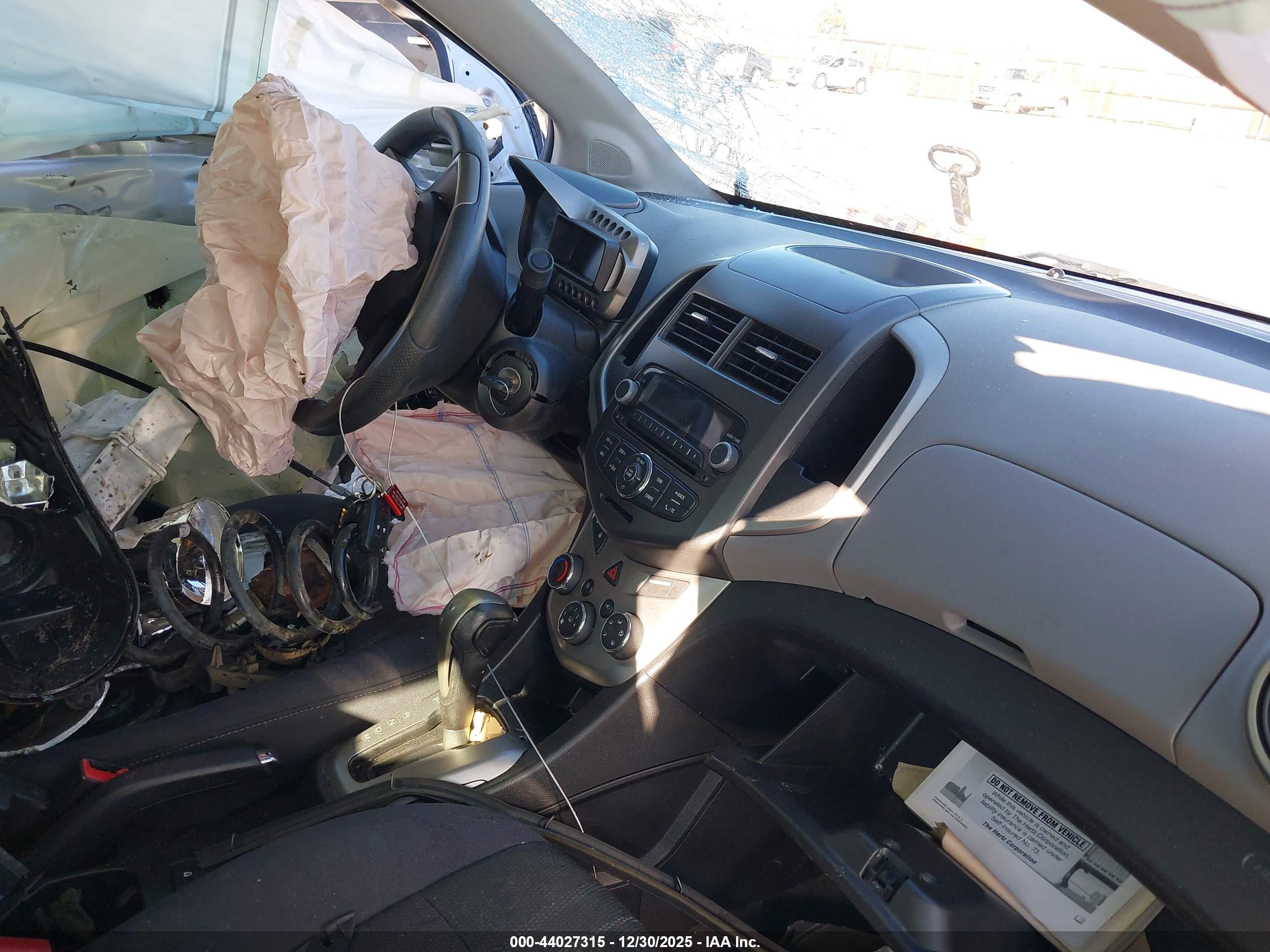 CHEVROLET SONIC image 5