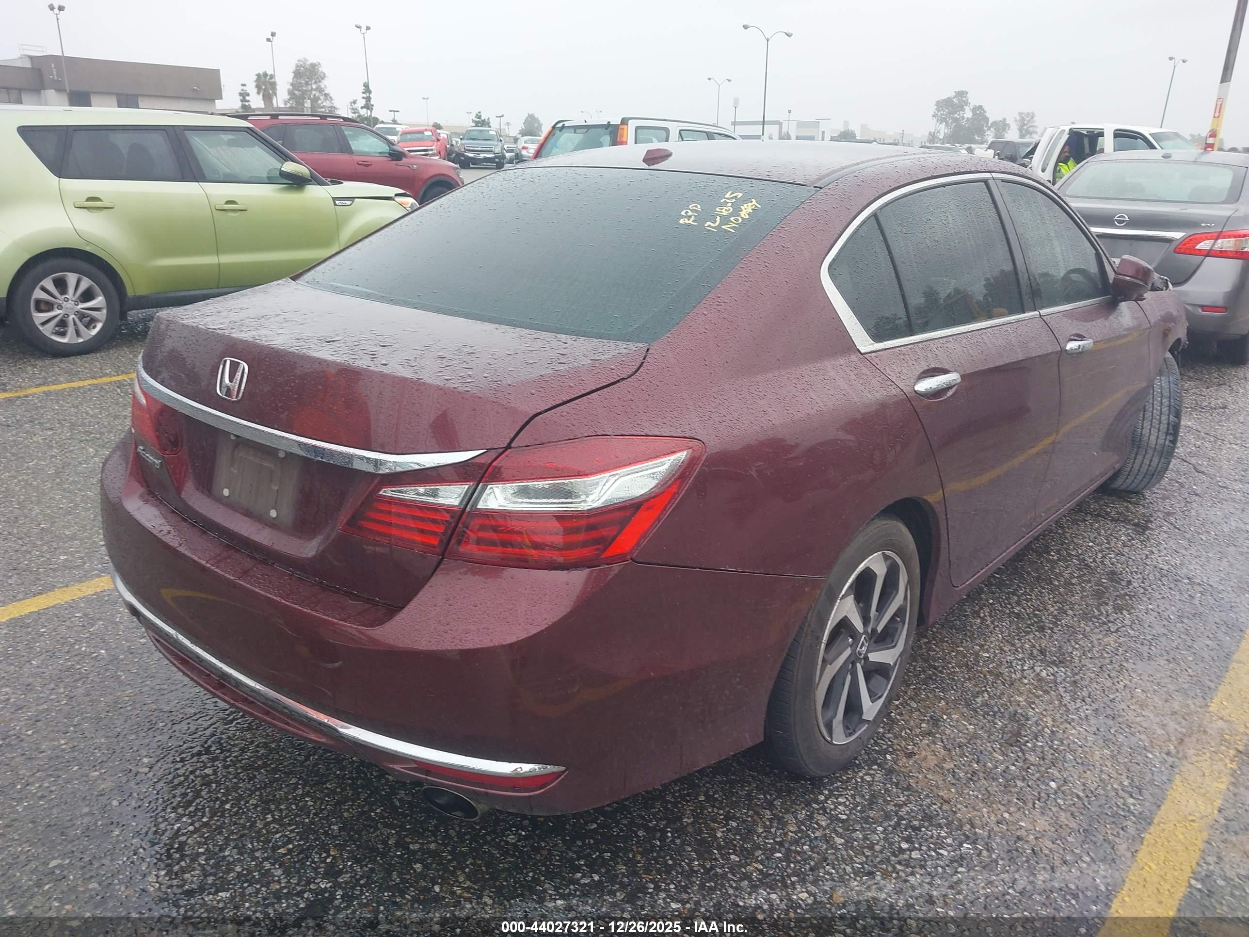 HONDA ACCORD image 4