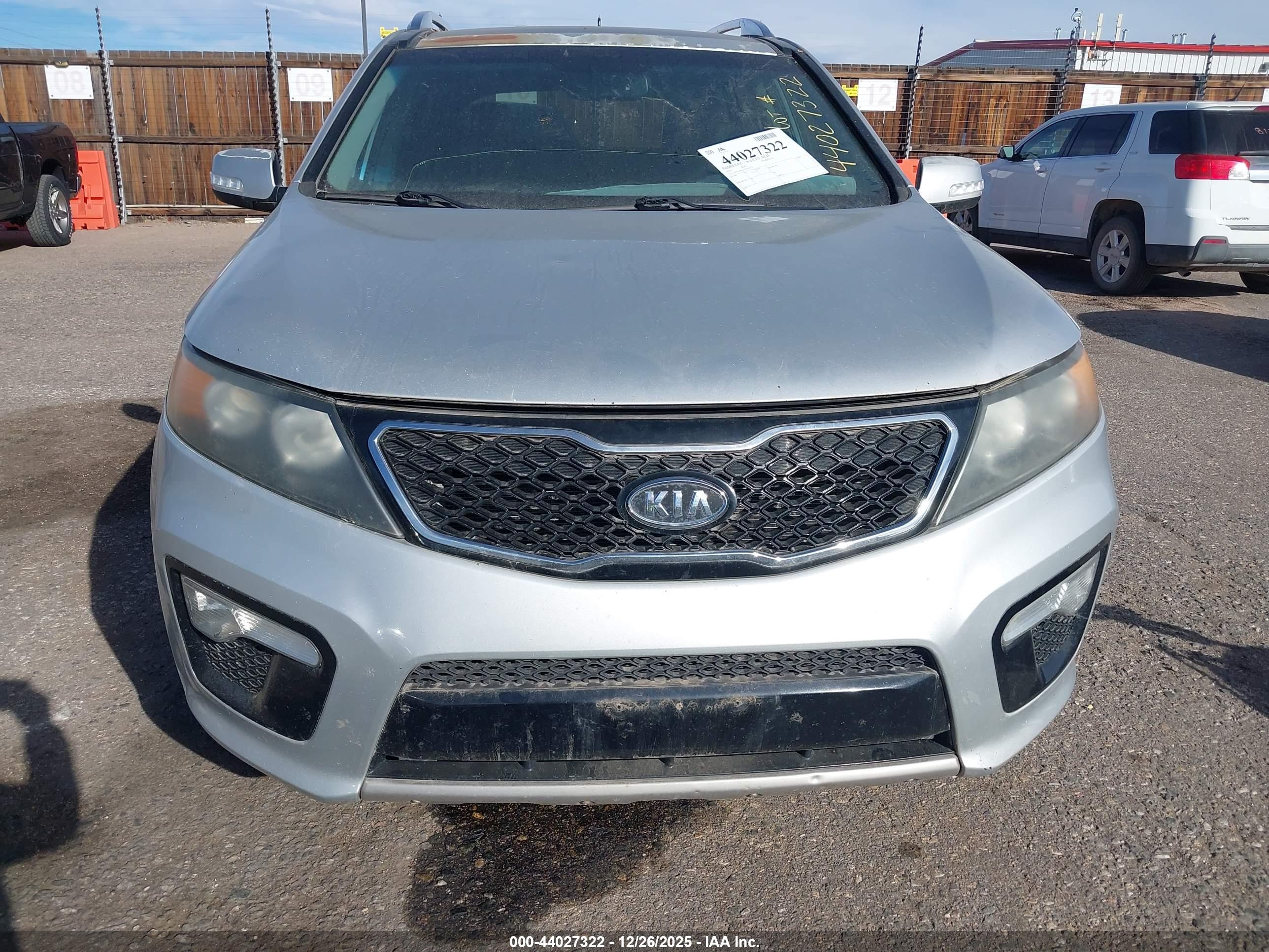 KIA SORENTO image 6