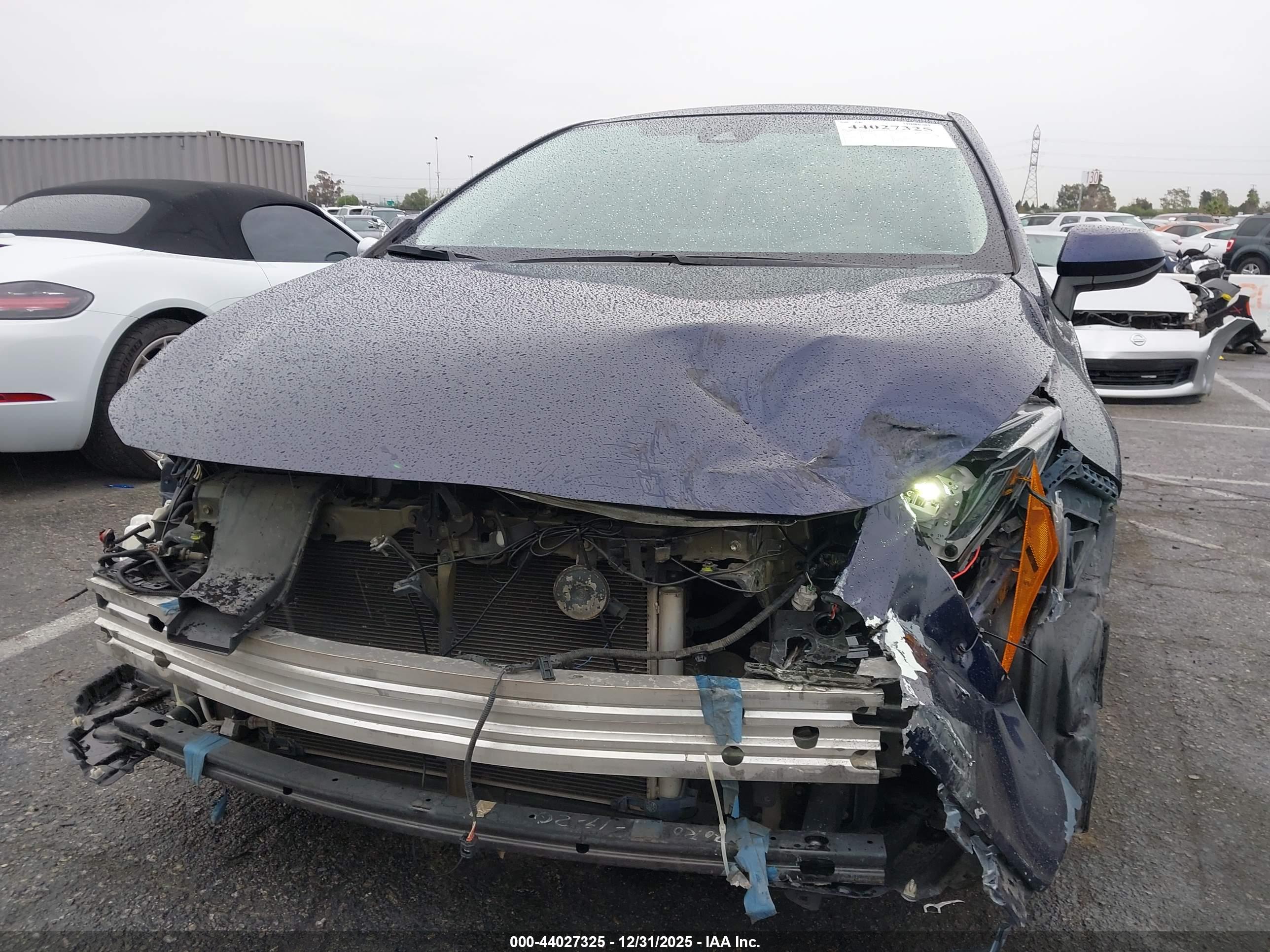 TOYOTA COROLLA image 6