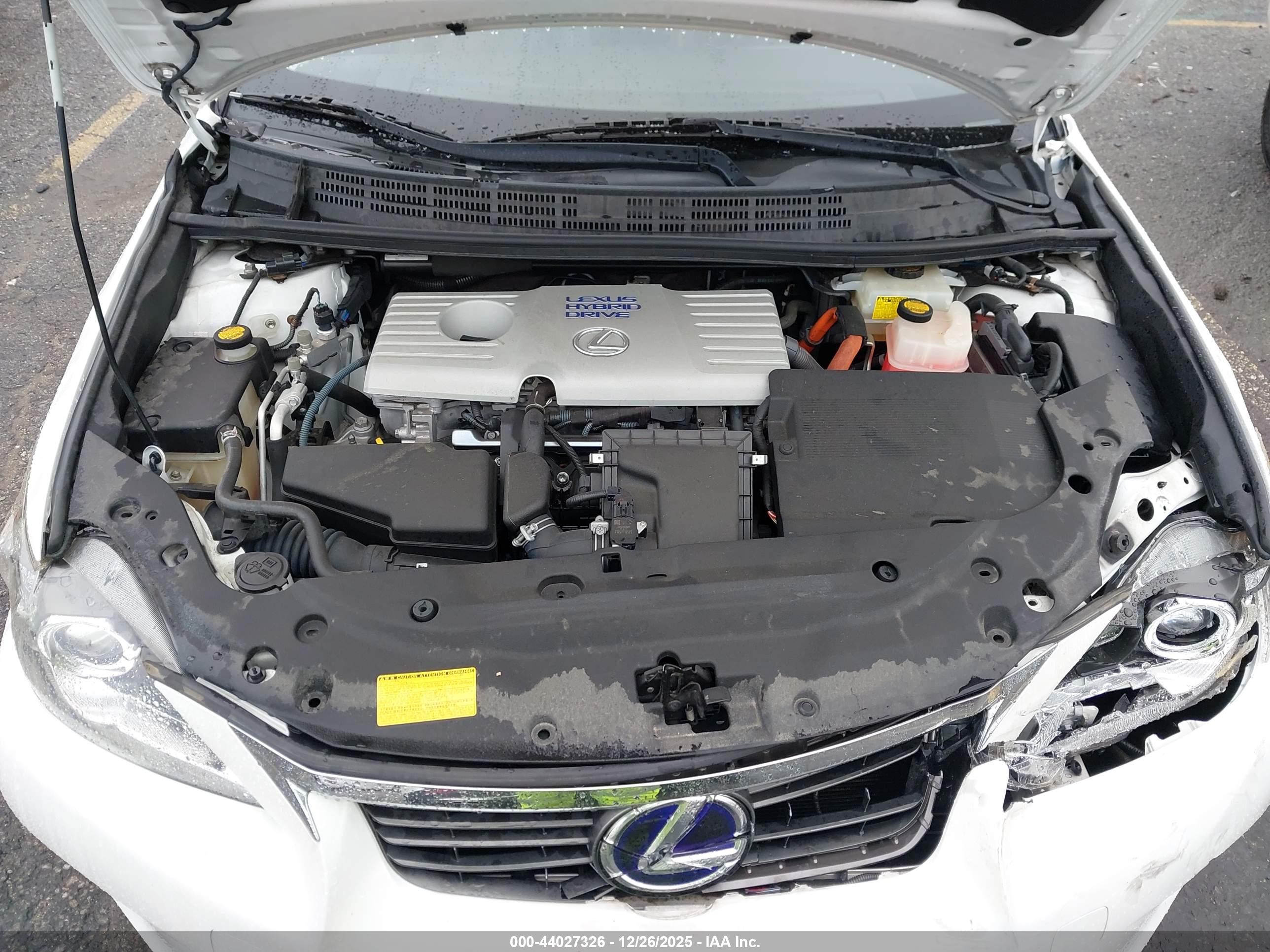LEXUS CT image 10