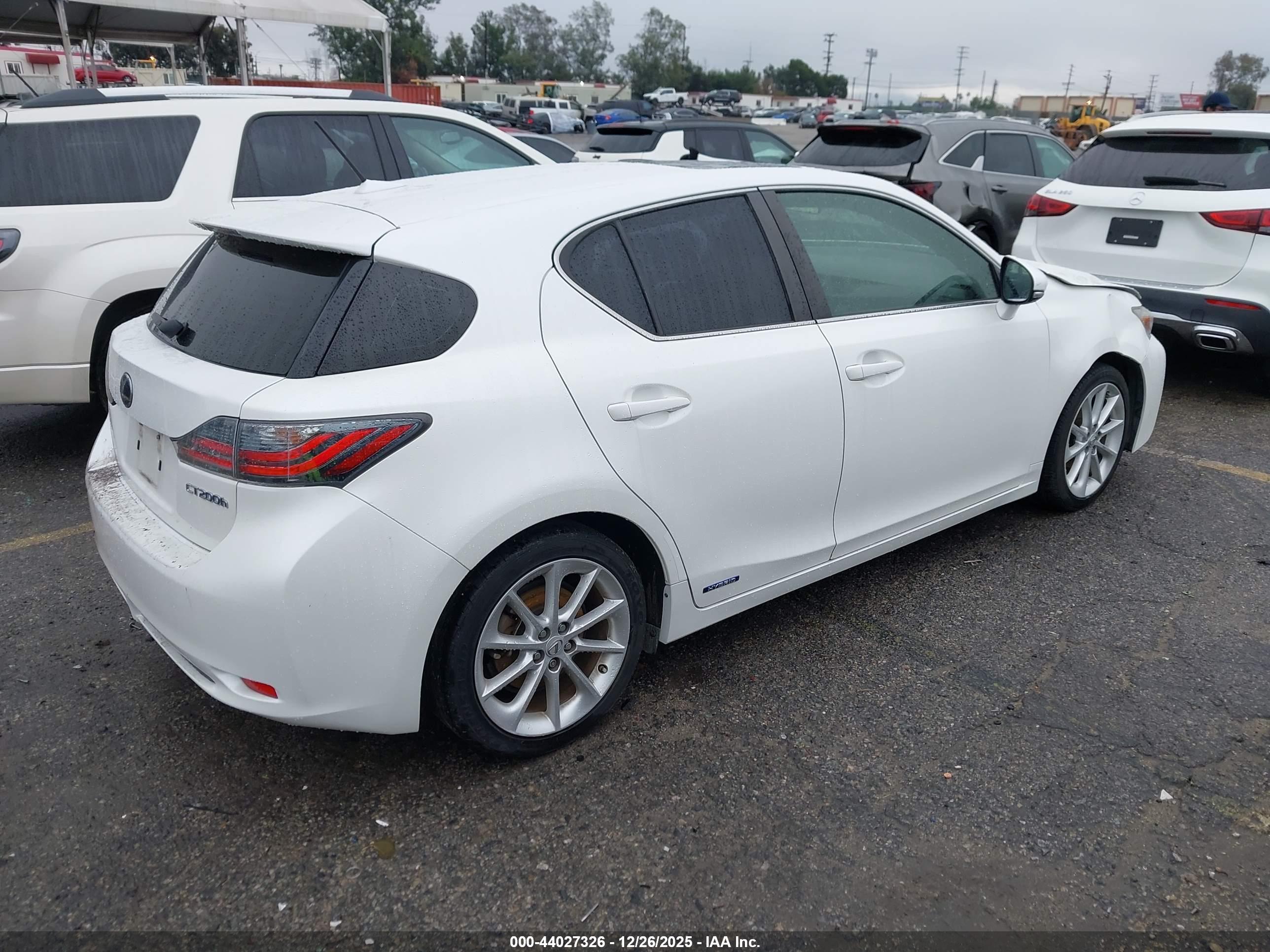 LEXUS CT image 4
