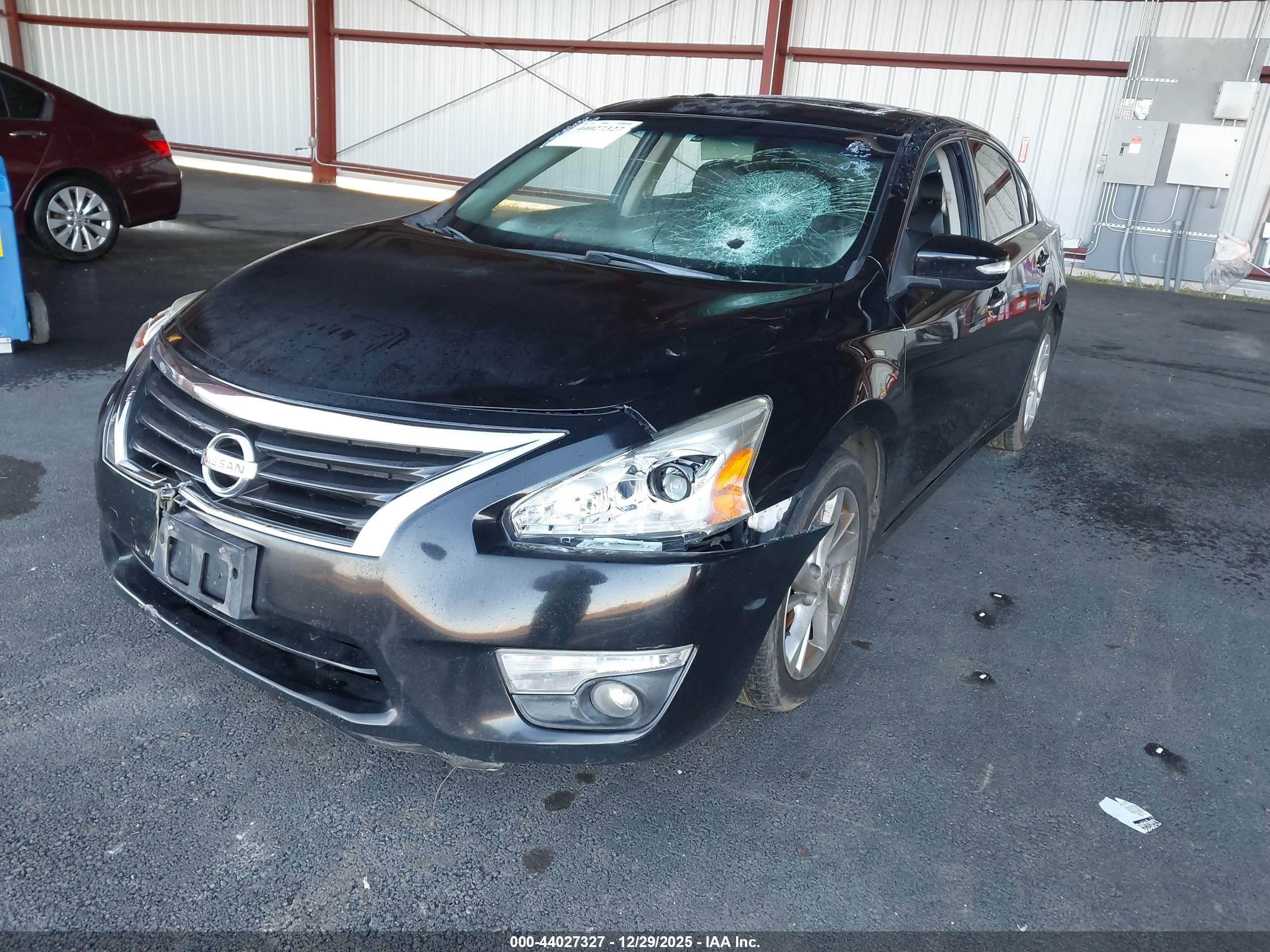 NISSAN ALTIMA image 2