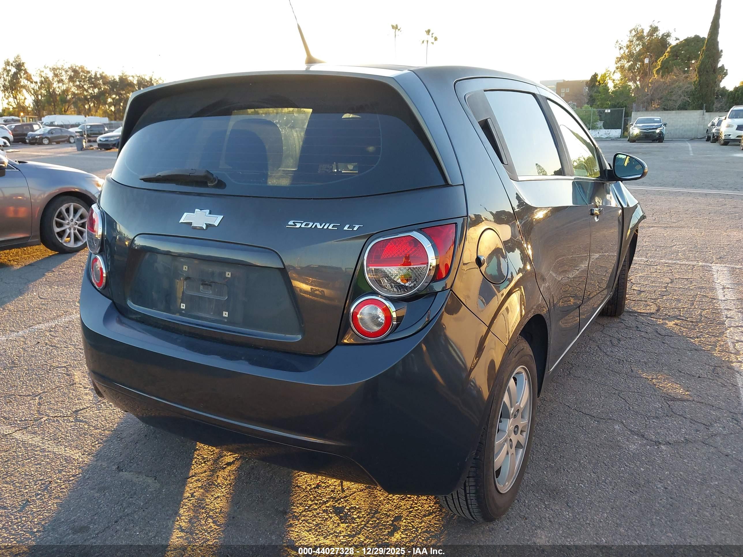 CHEVROLET SONIC image 4