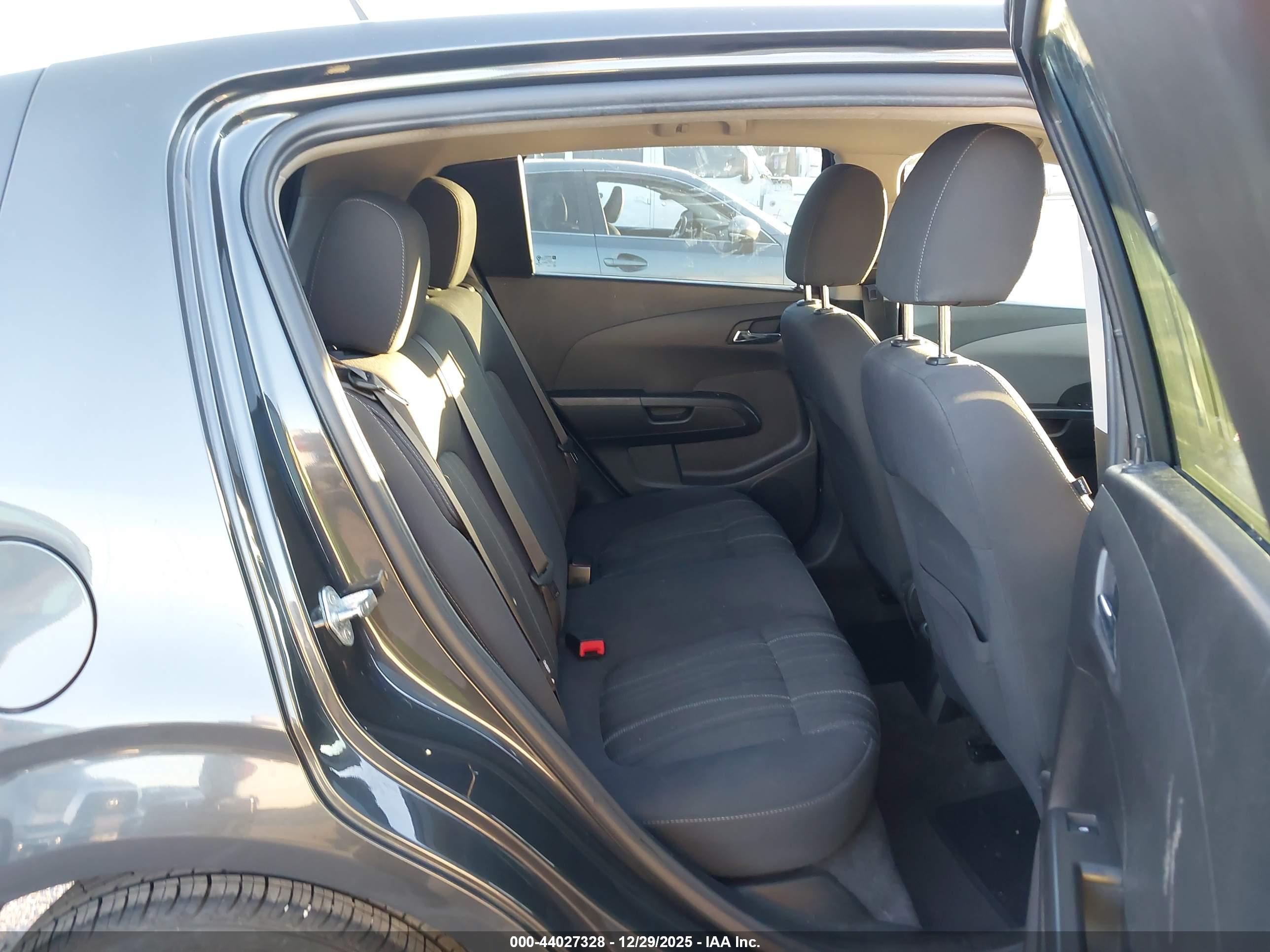 CHEVROLET SONIC image 8