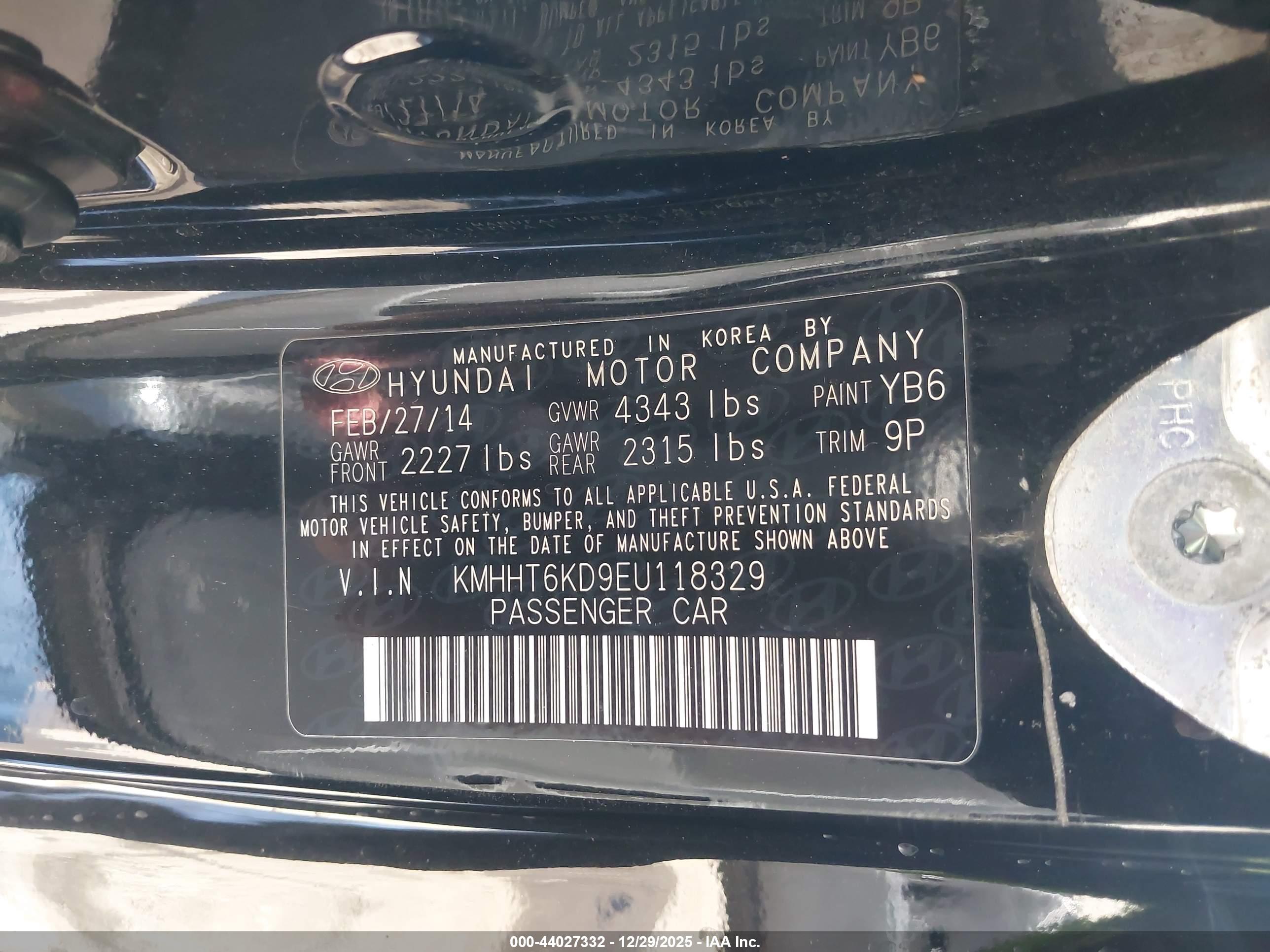 HYUNDAI GENESIS image 9