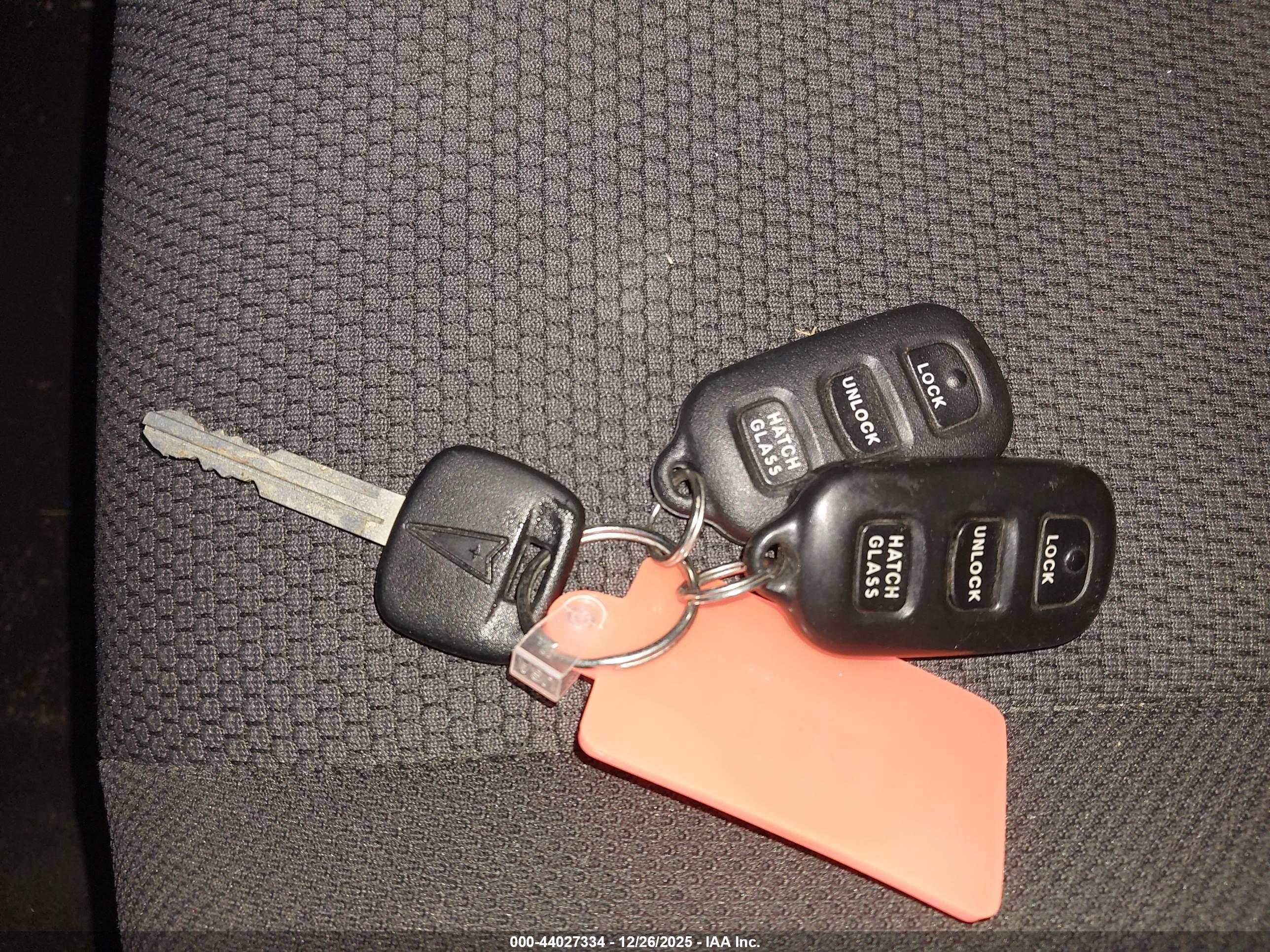 PONTIAC VIBE image 11