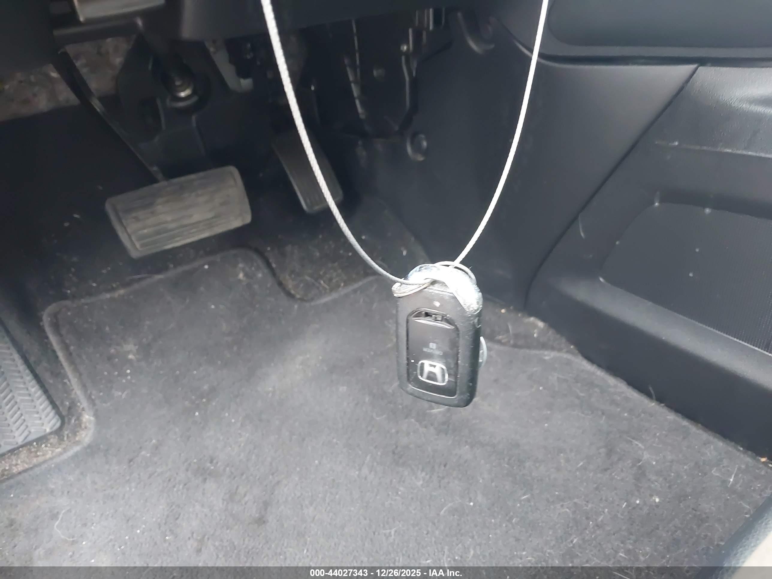 HONDA CR-V image 11