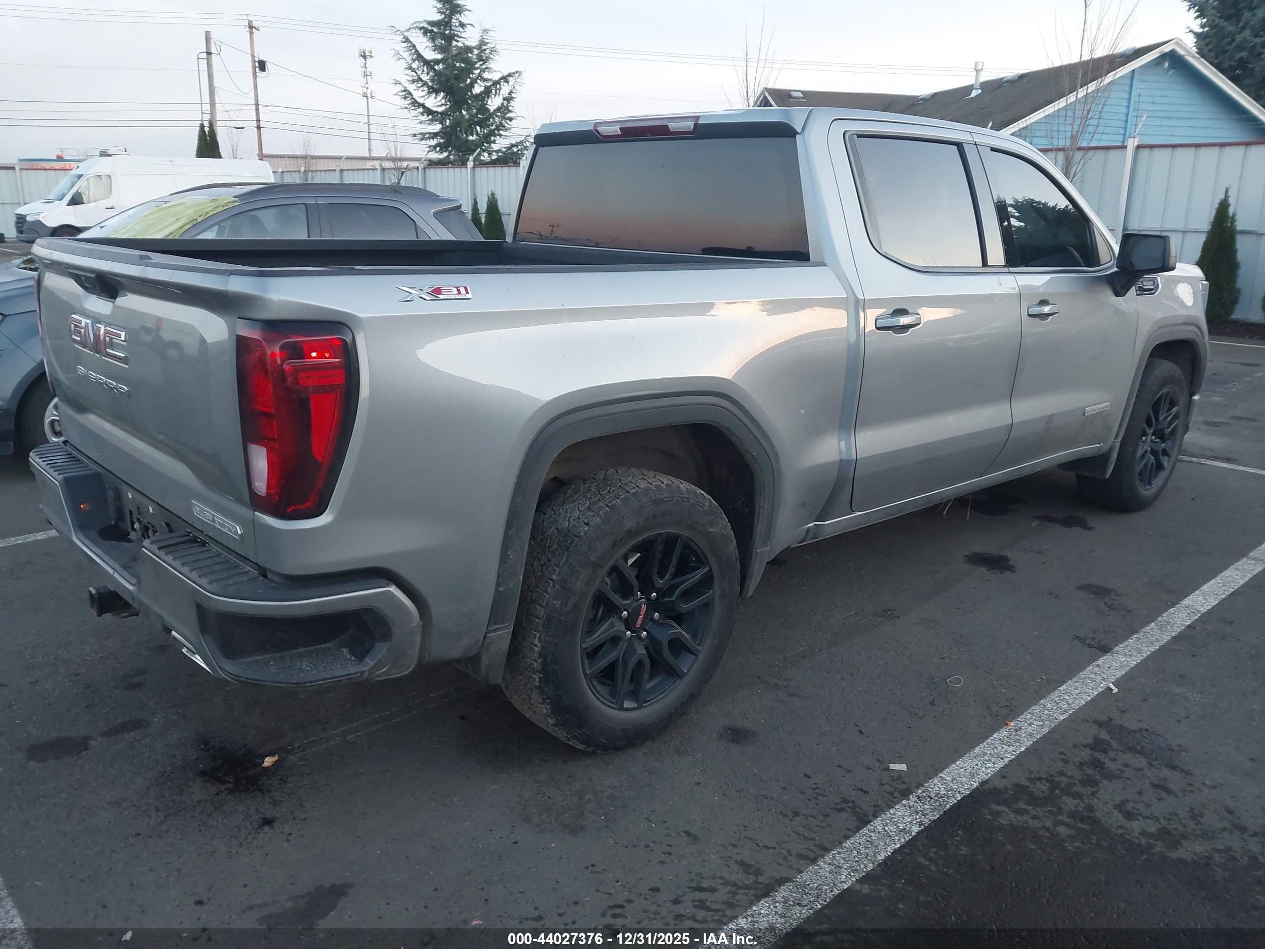 GMC SIERRA image 4