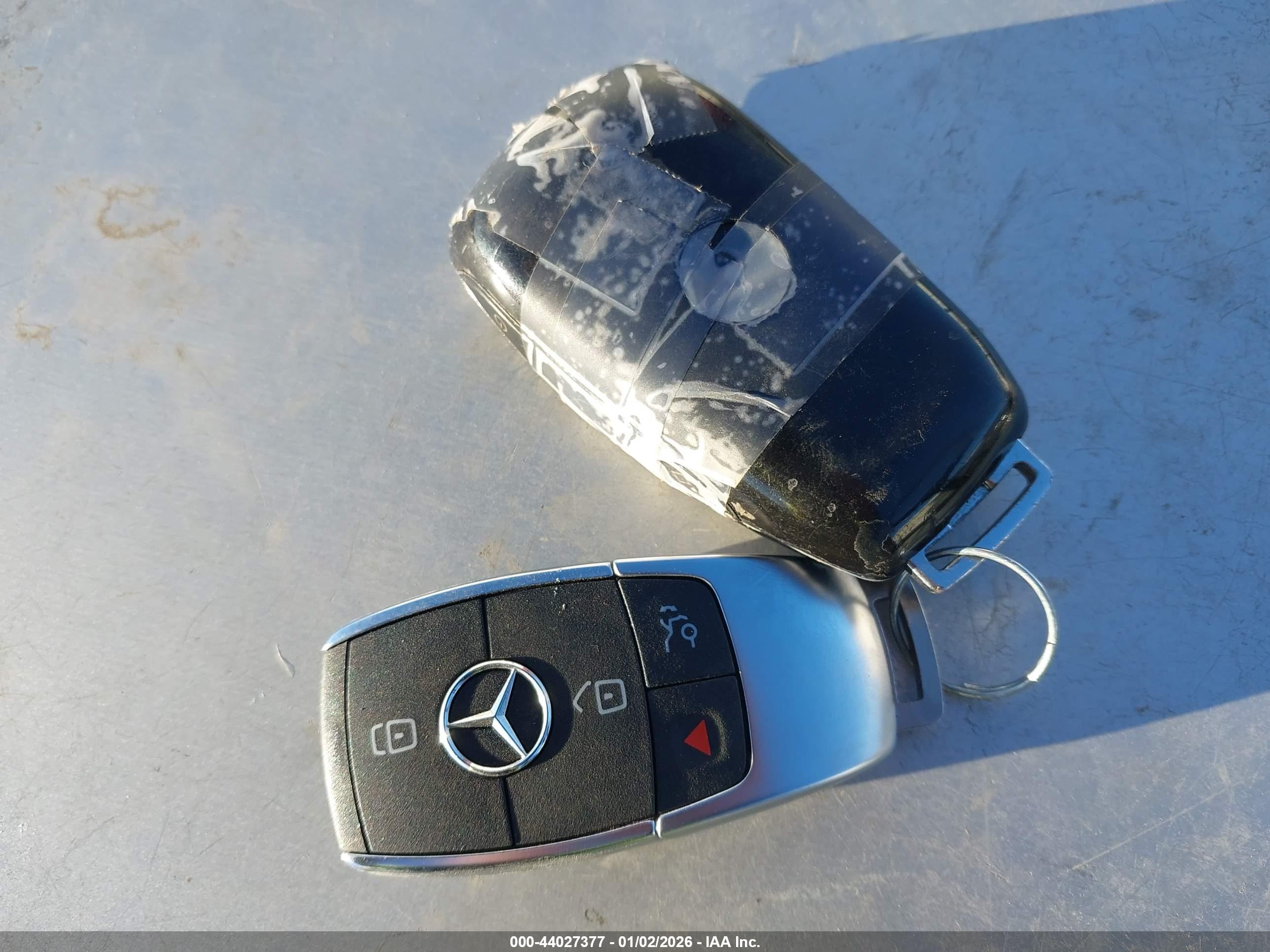 MERCEDES-BENZ A image 11