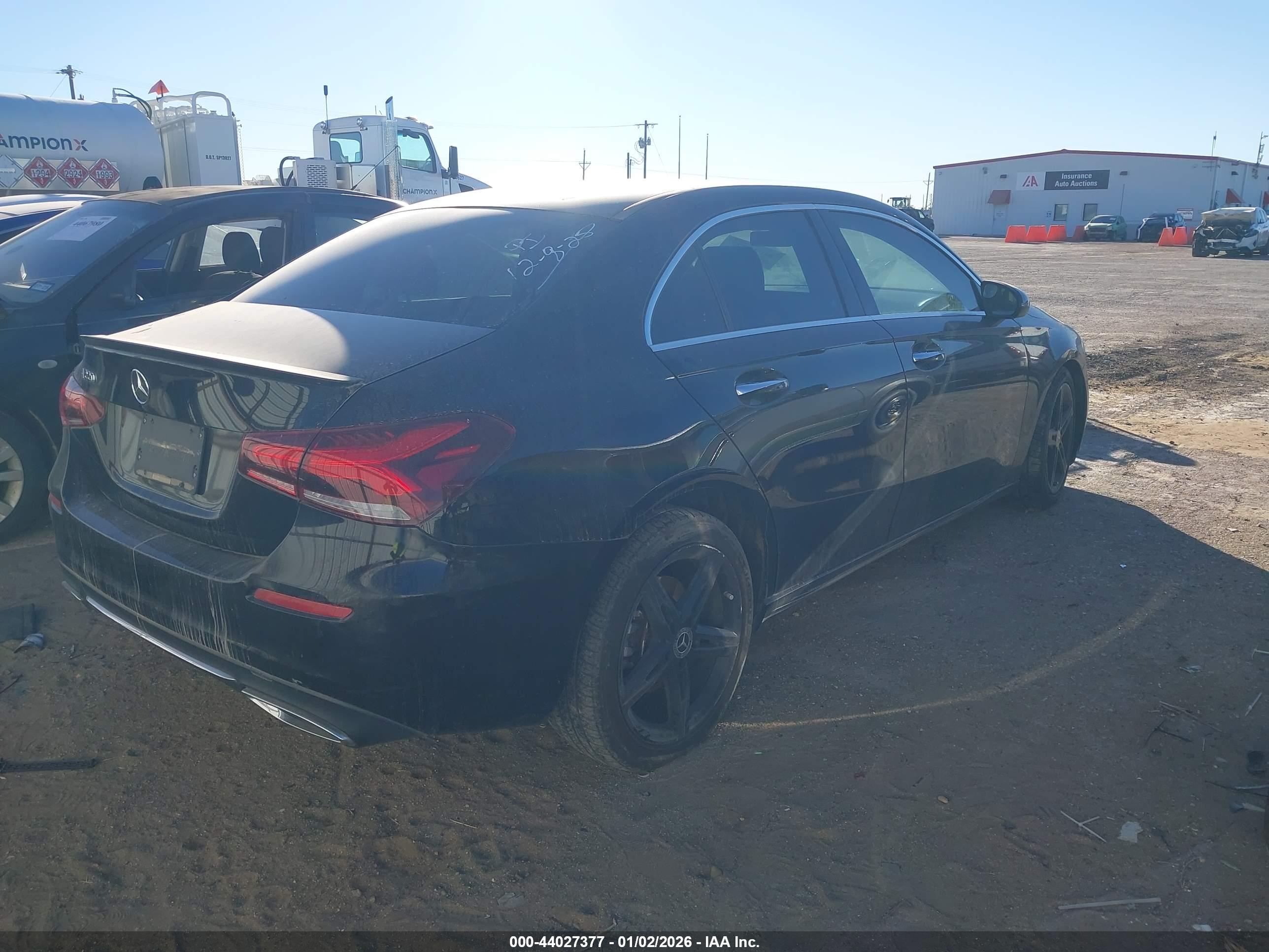 MERCEDES-BENZ A image 4