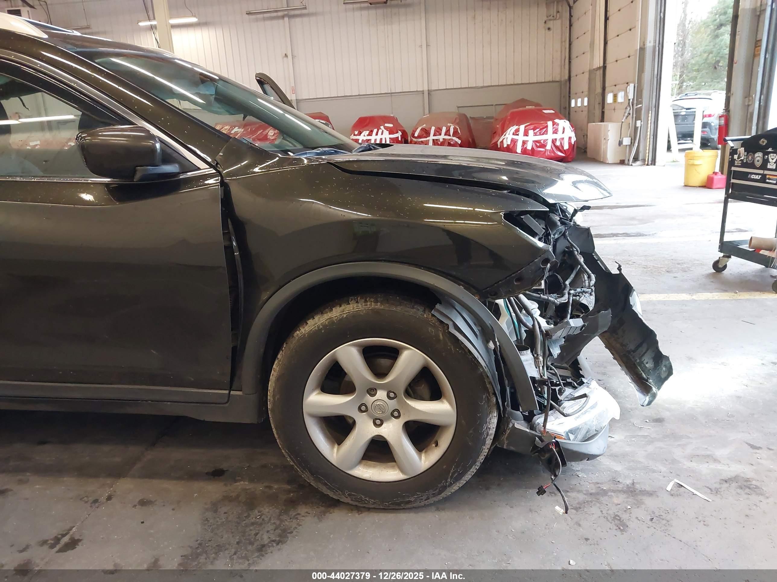 NISSAN ROGUE image 6