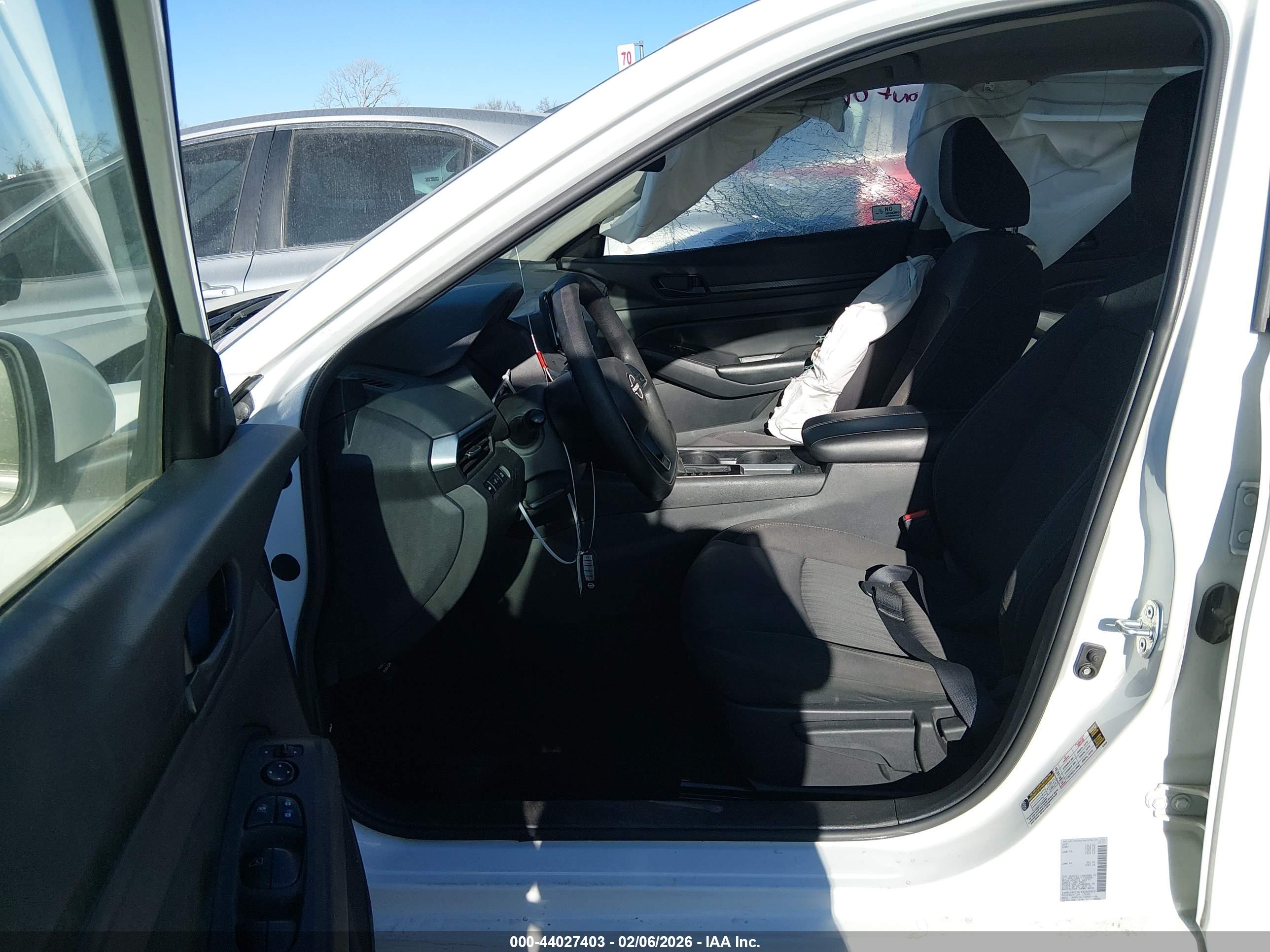 NISSAN ALTIMA image 5