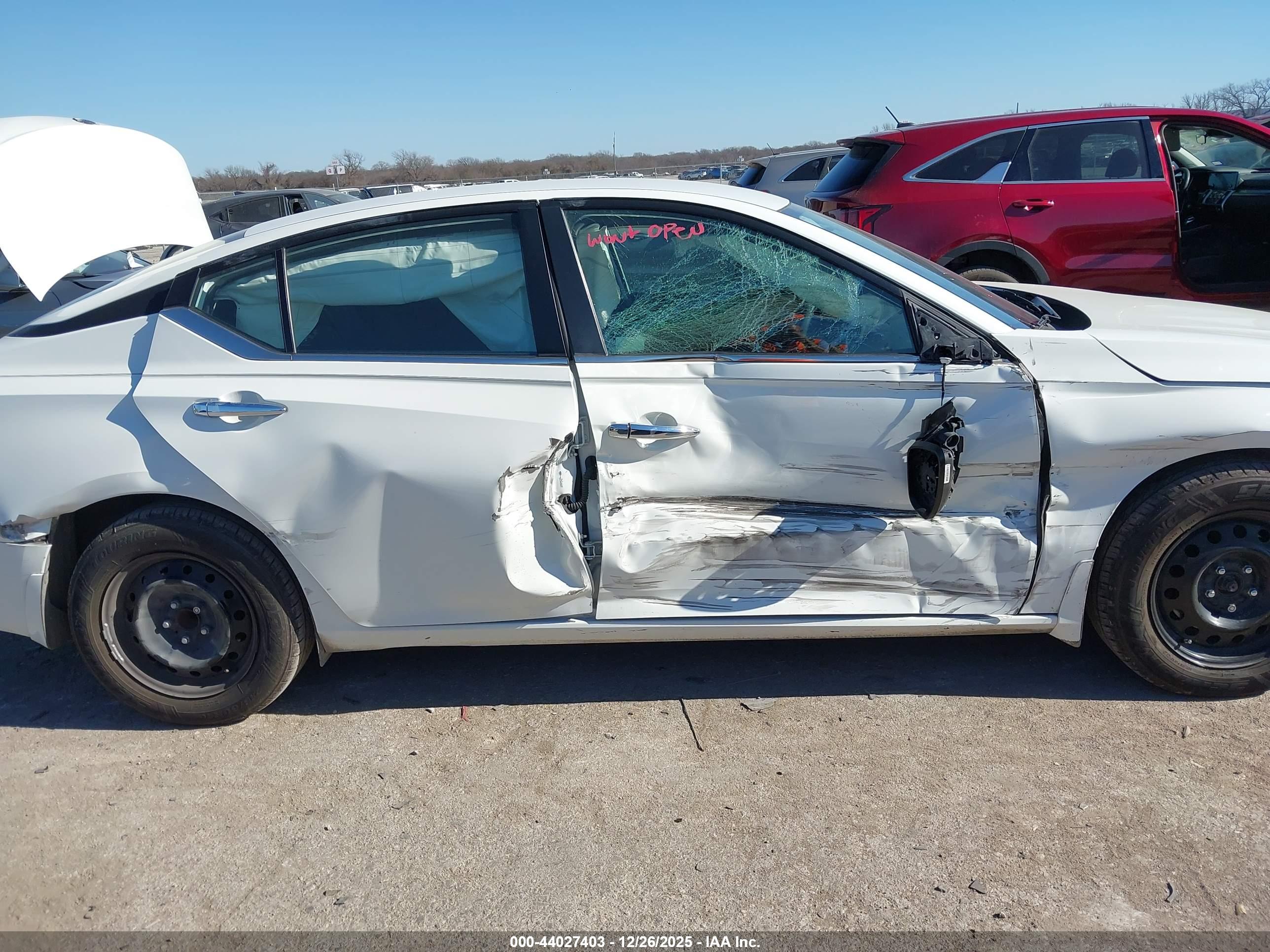 NISSAN ALTIMA image 6