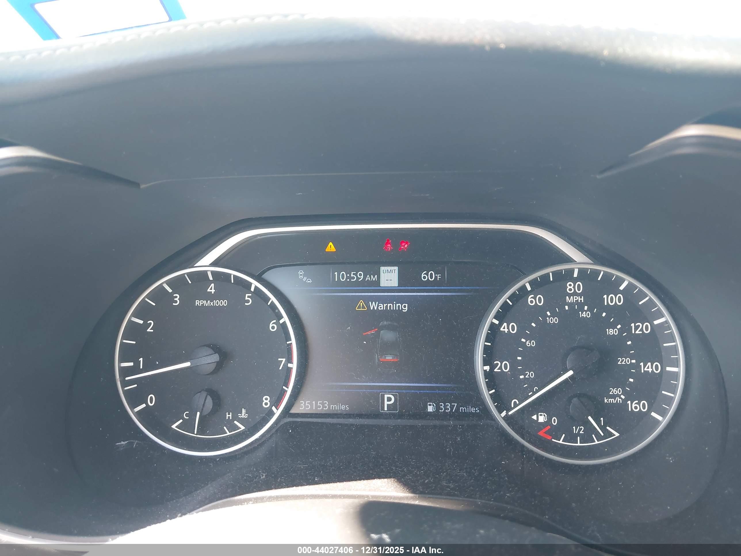 NISSAN MAXIMA image 7