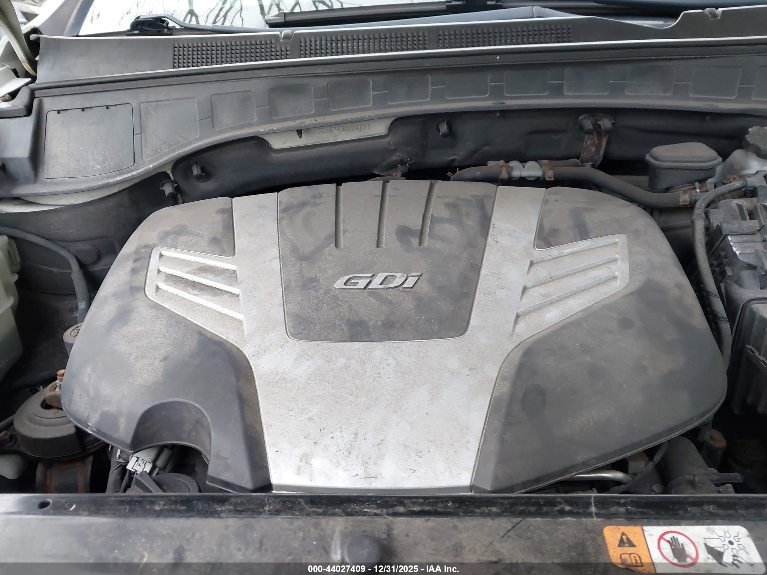 HYUNDAI SANTA image 10