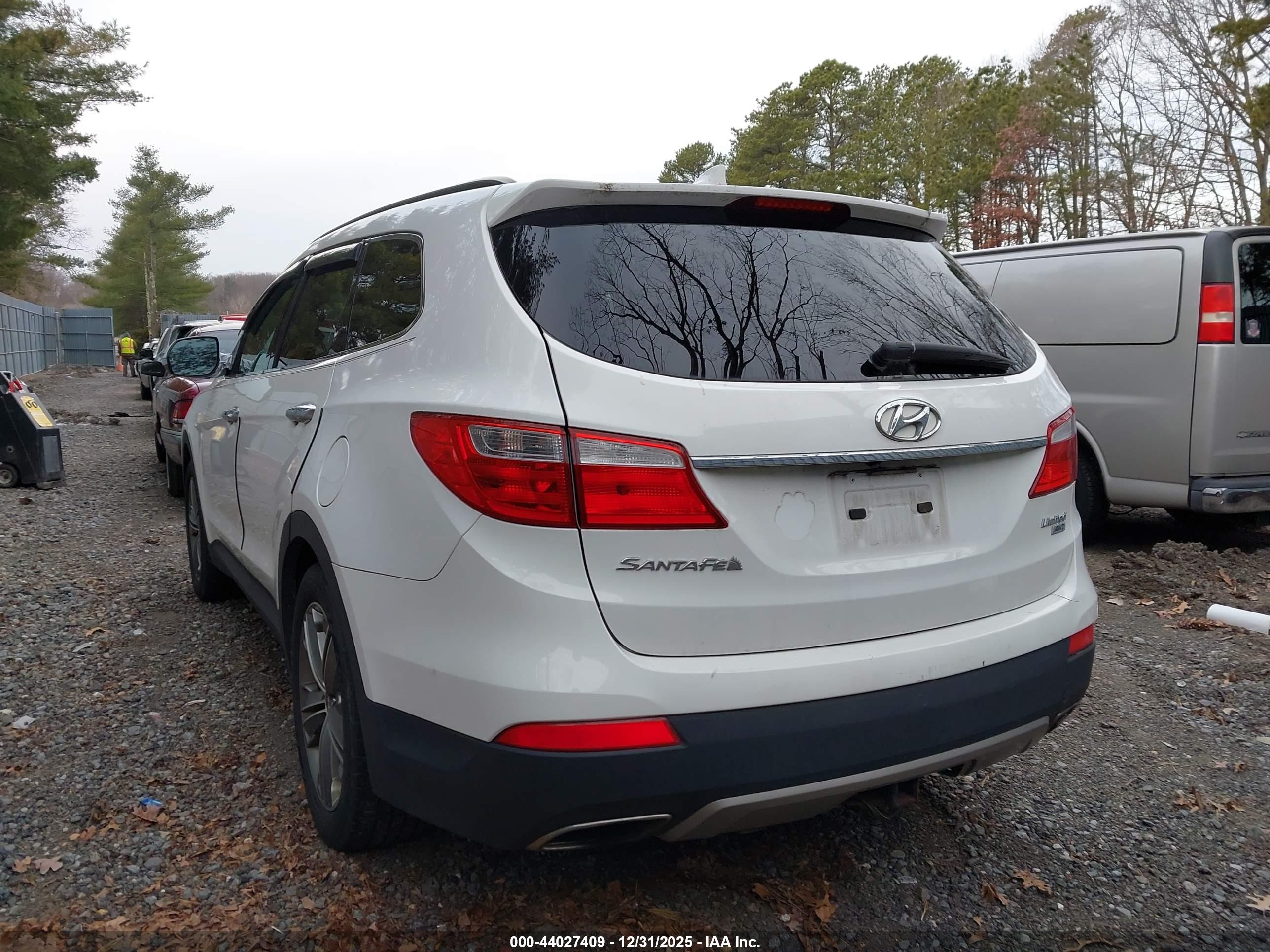 HYUNDAI SANTA image 3