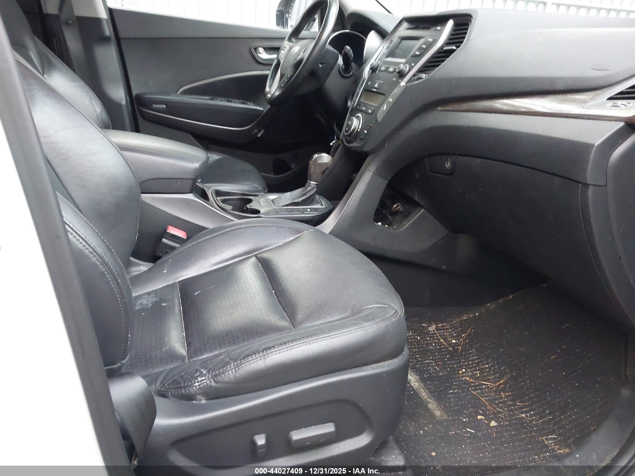 HYUNDAI SANTA image 5