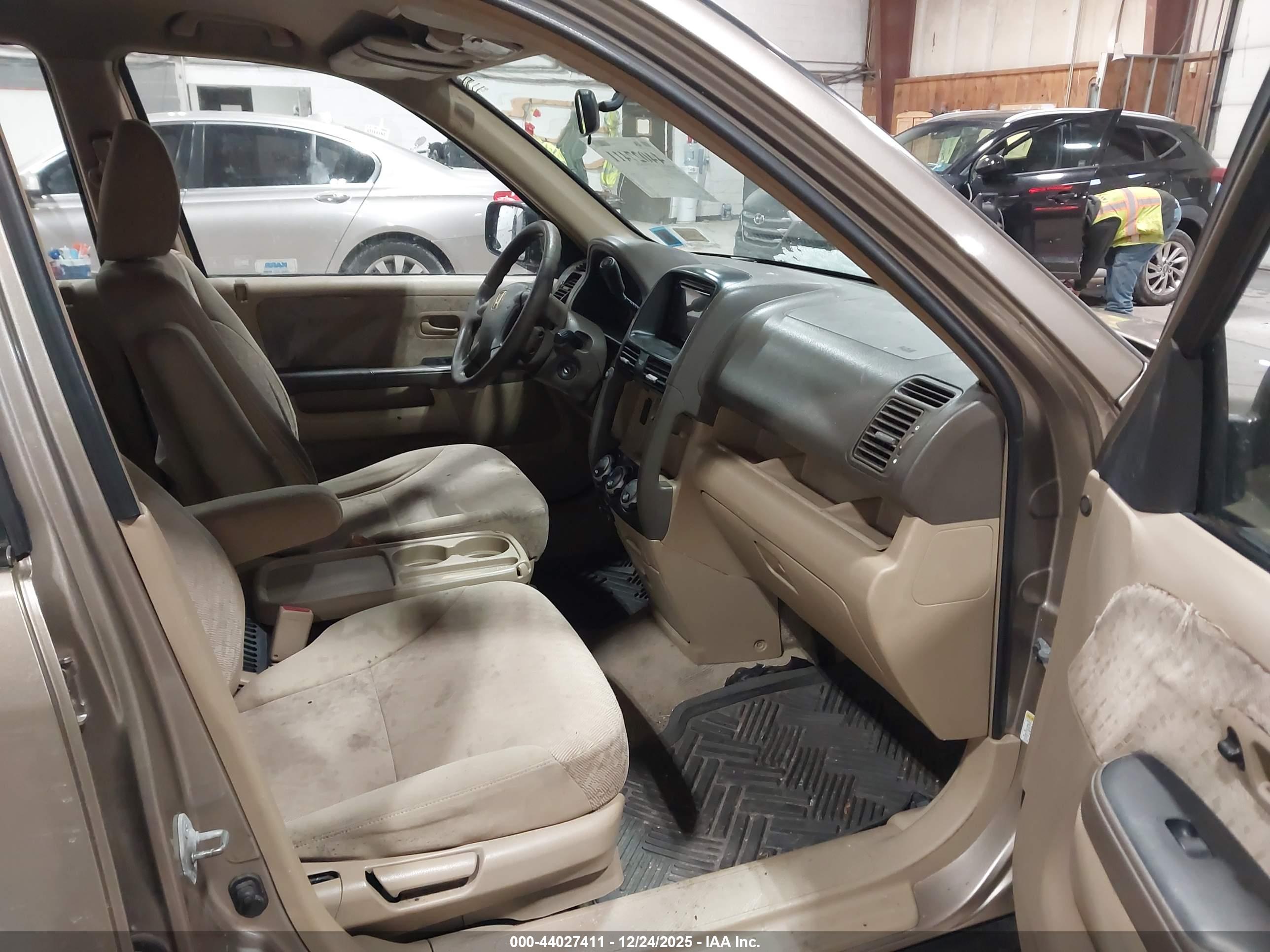 HONDA CR-V image 5