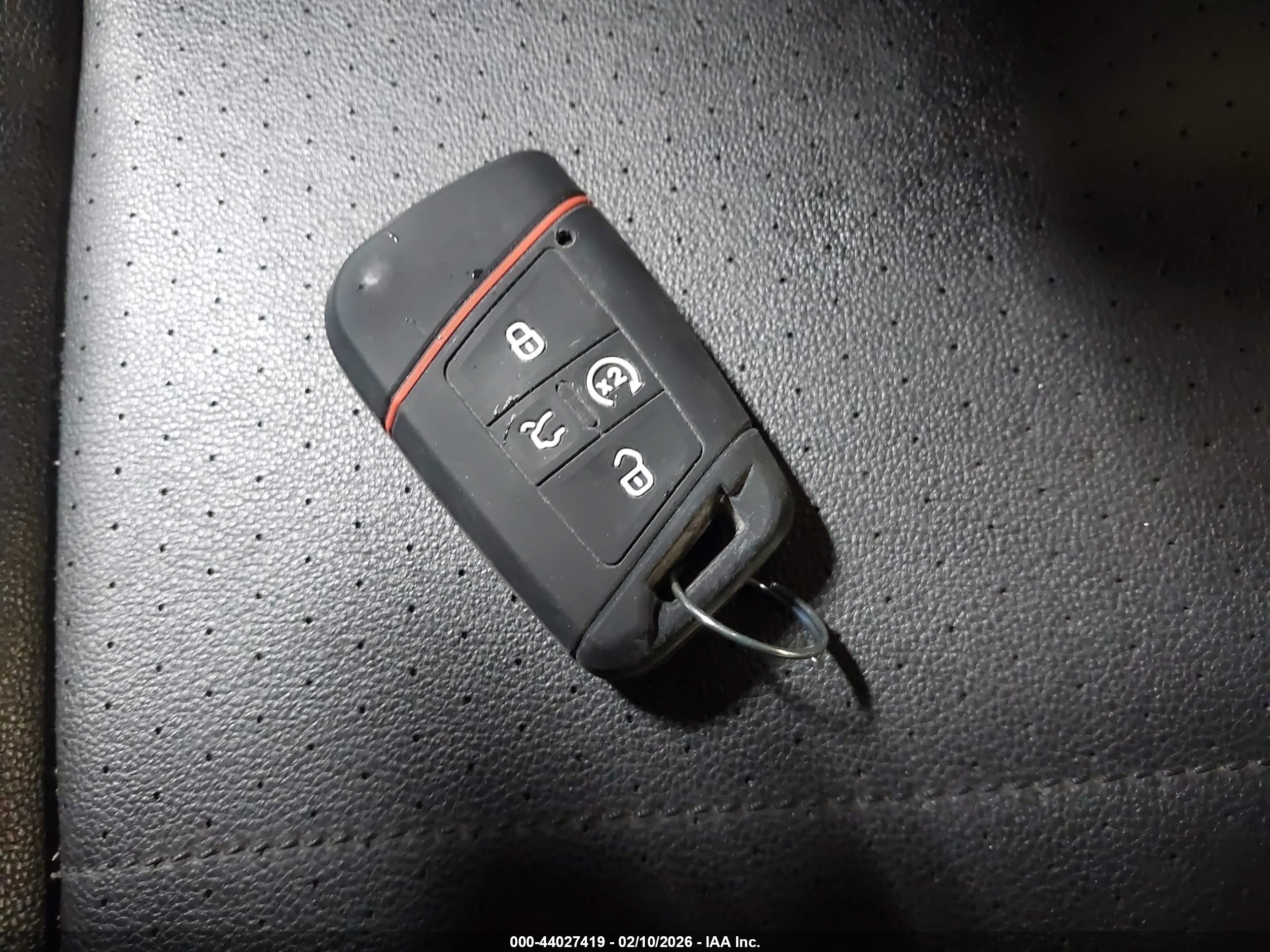 VOLKSWAGEN TIGUAN image 11