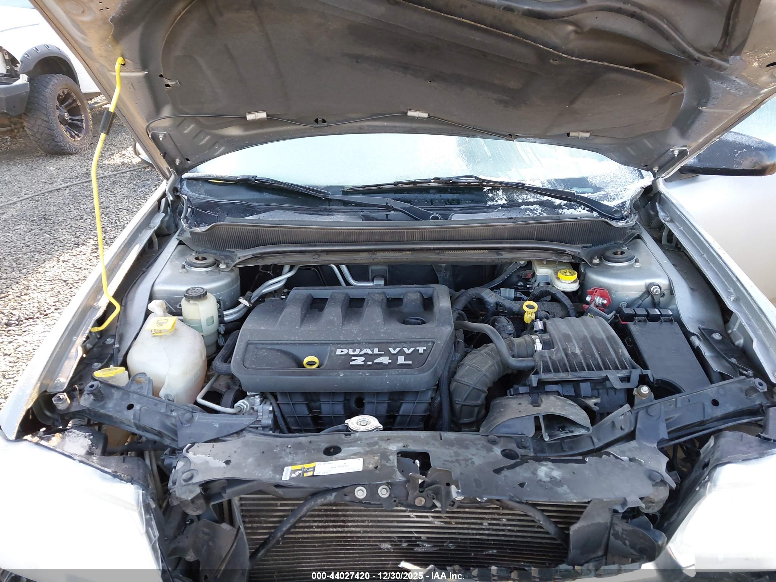 DODGE AVENGER image 10