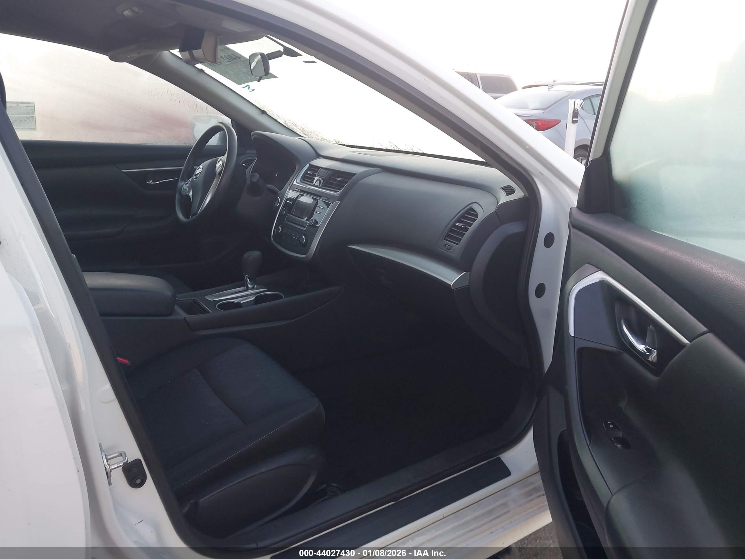 NISSAN ALTIMA image 5