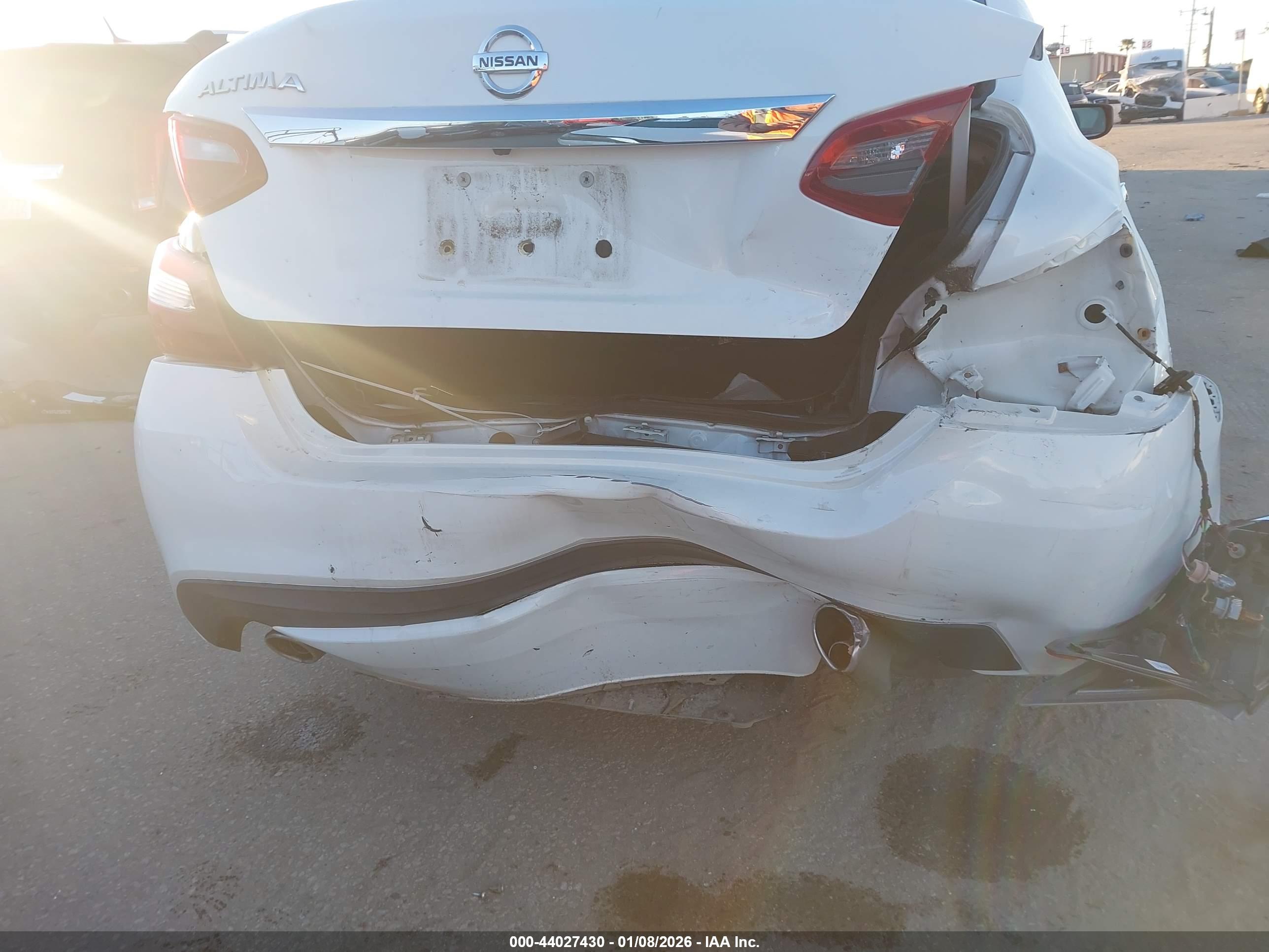 NISSAN ALTIMA image 6