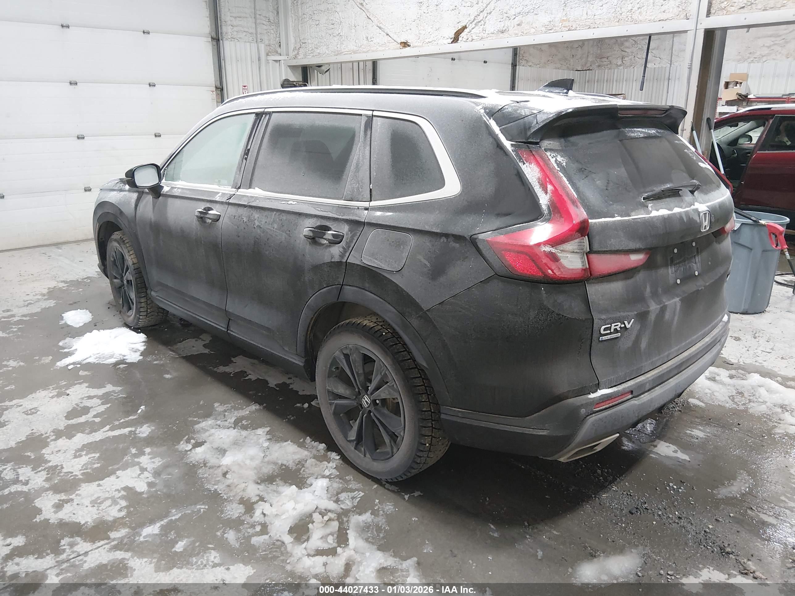 HONDA CR-V image 3