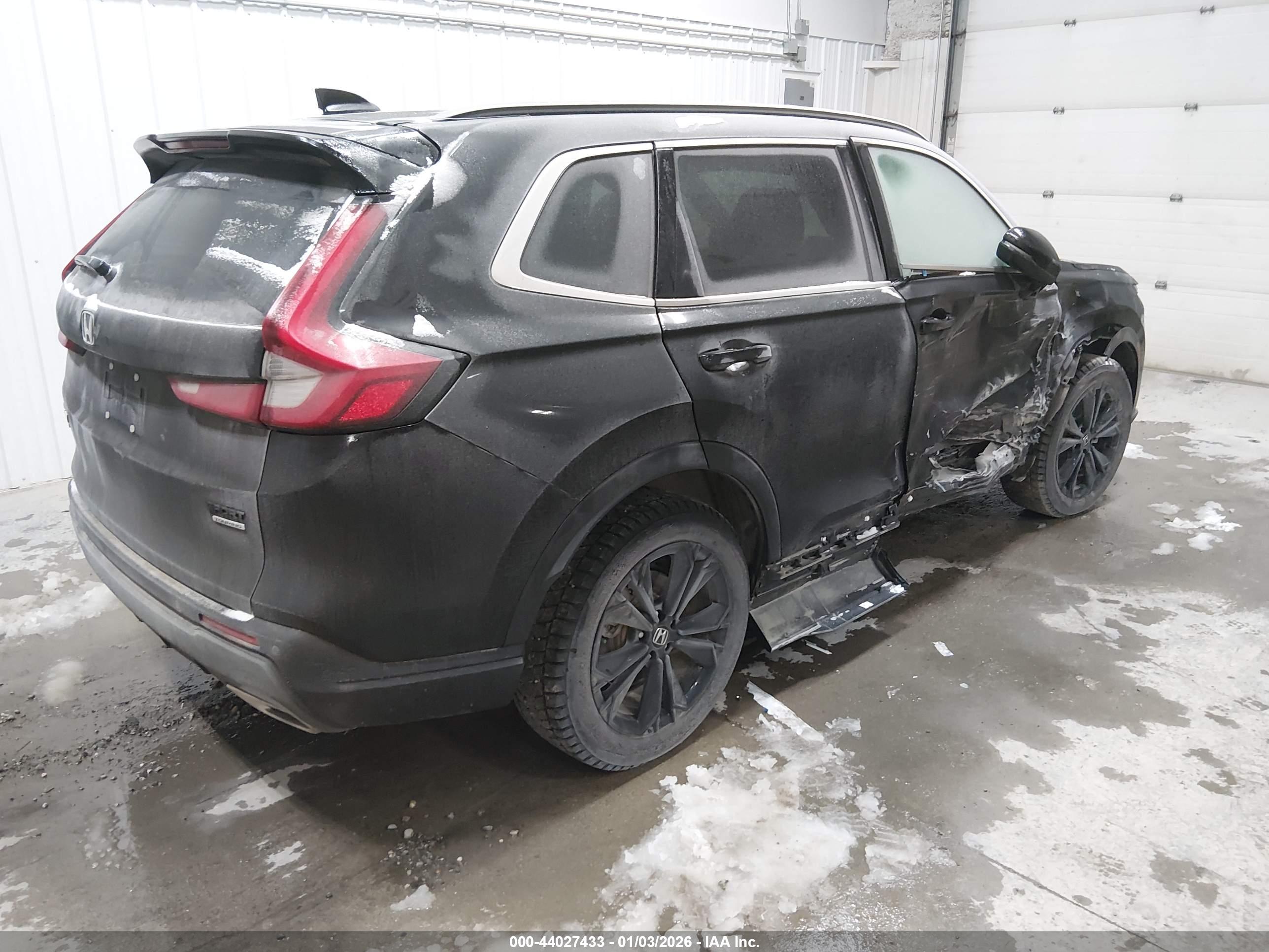 HONDA CR-V image 4